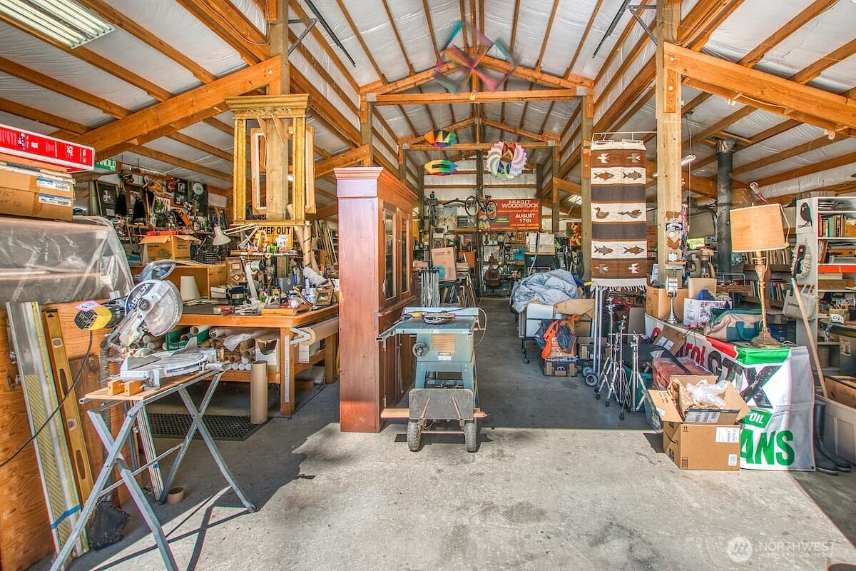 Property photo 32
