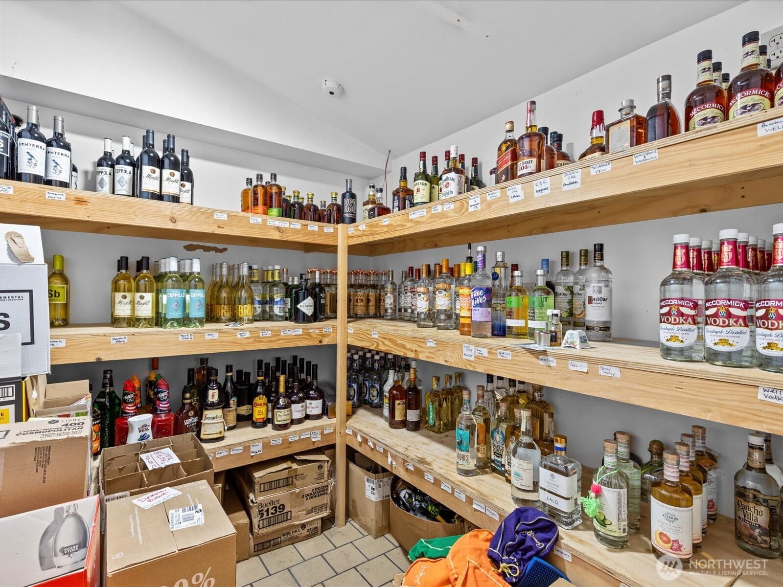 Property photo 28