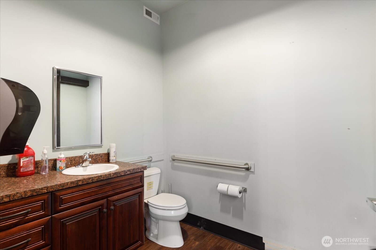 Property photo 38