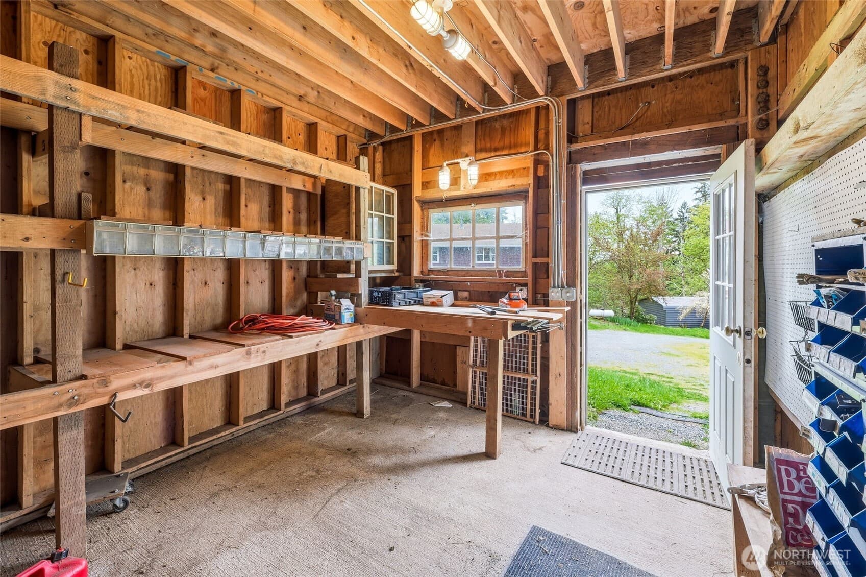 Property photo 32