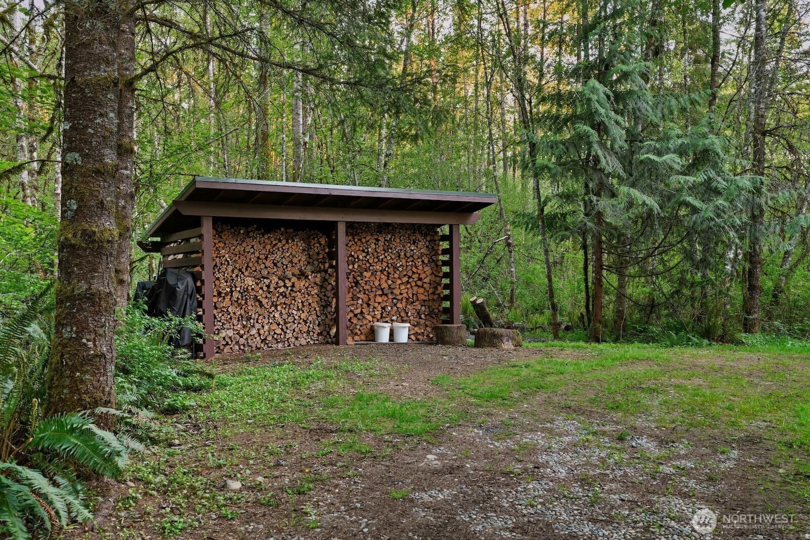 Property photo 35