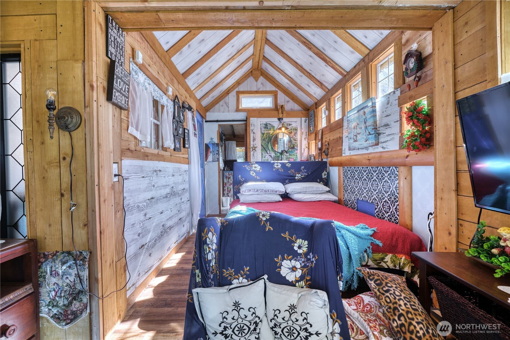 Property photo 32
