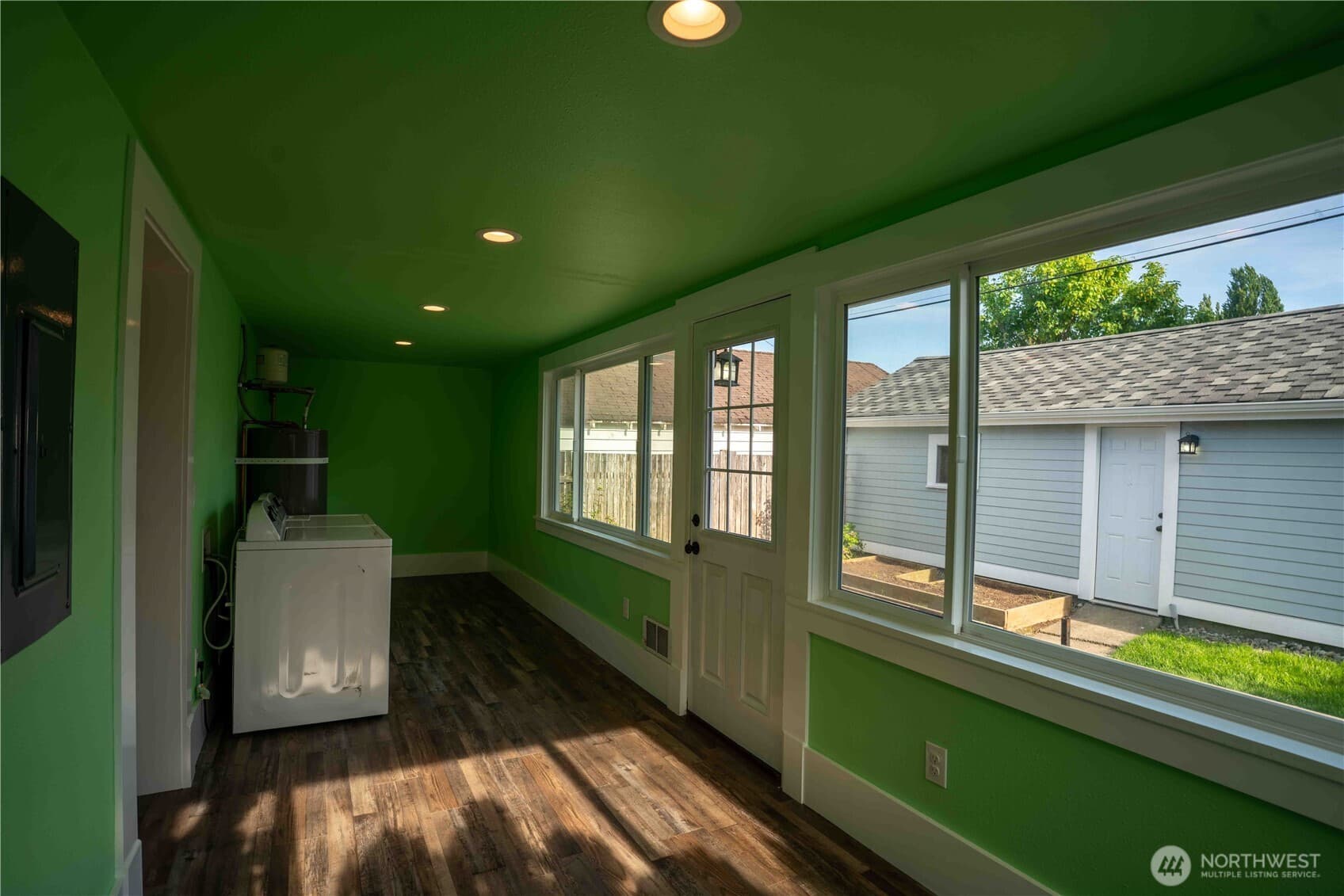Property photo 25