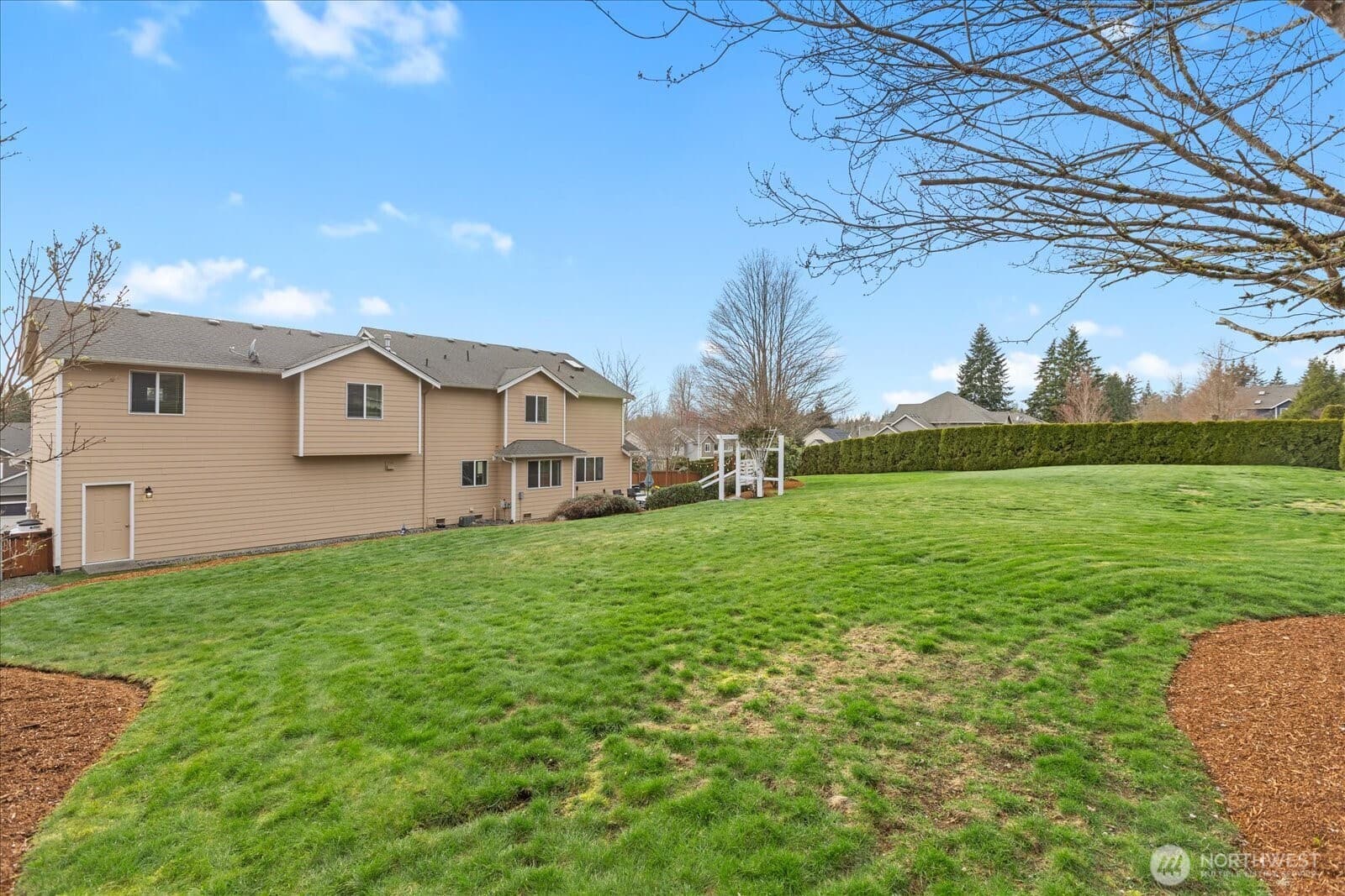 Property photo 35