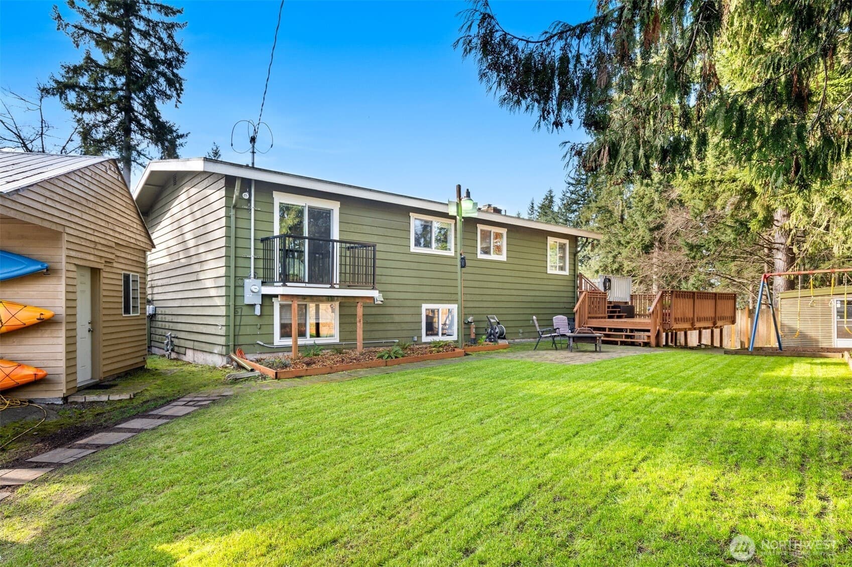 Property photo 35