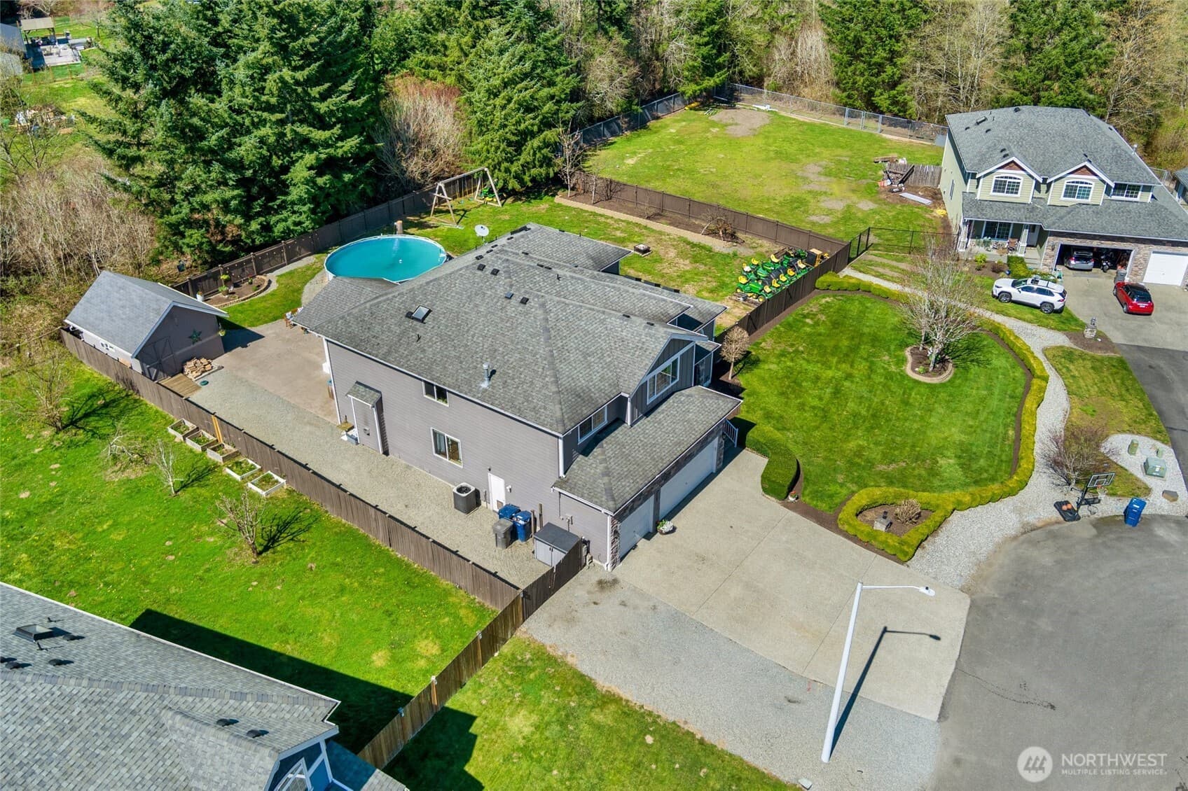 Property photo 32