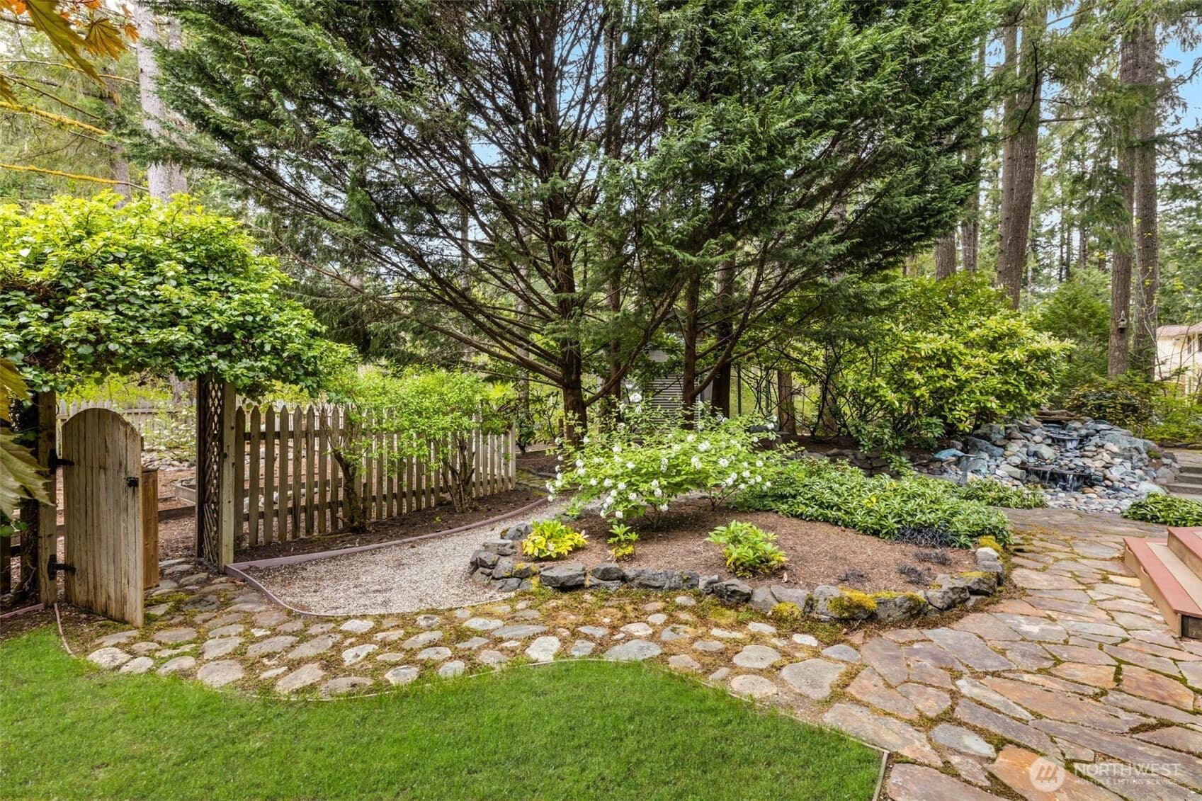 Property photo 32