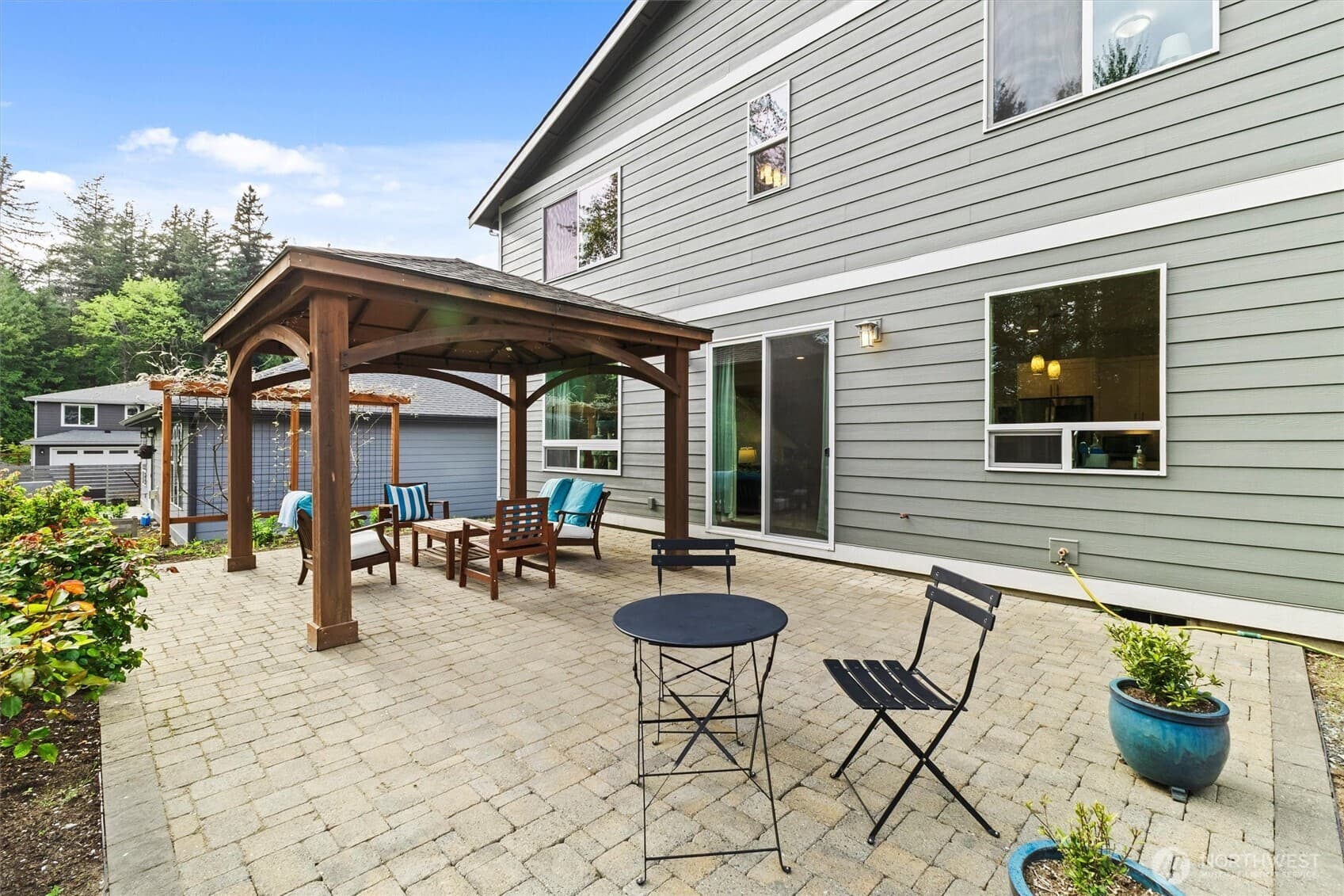 Property photo 31