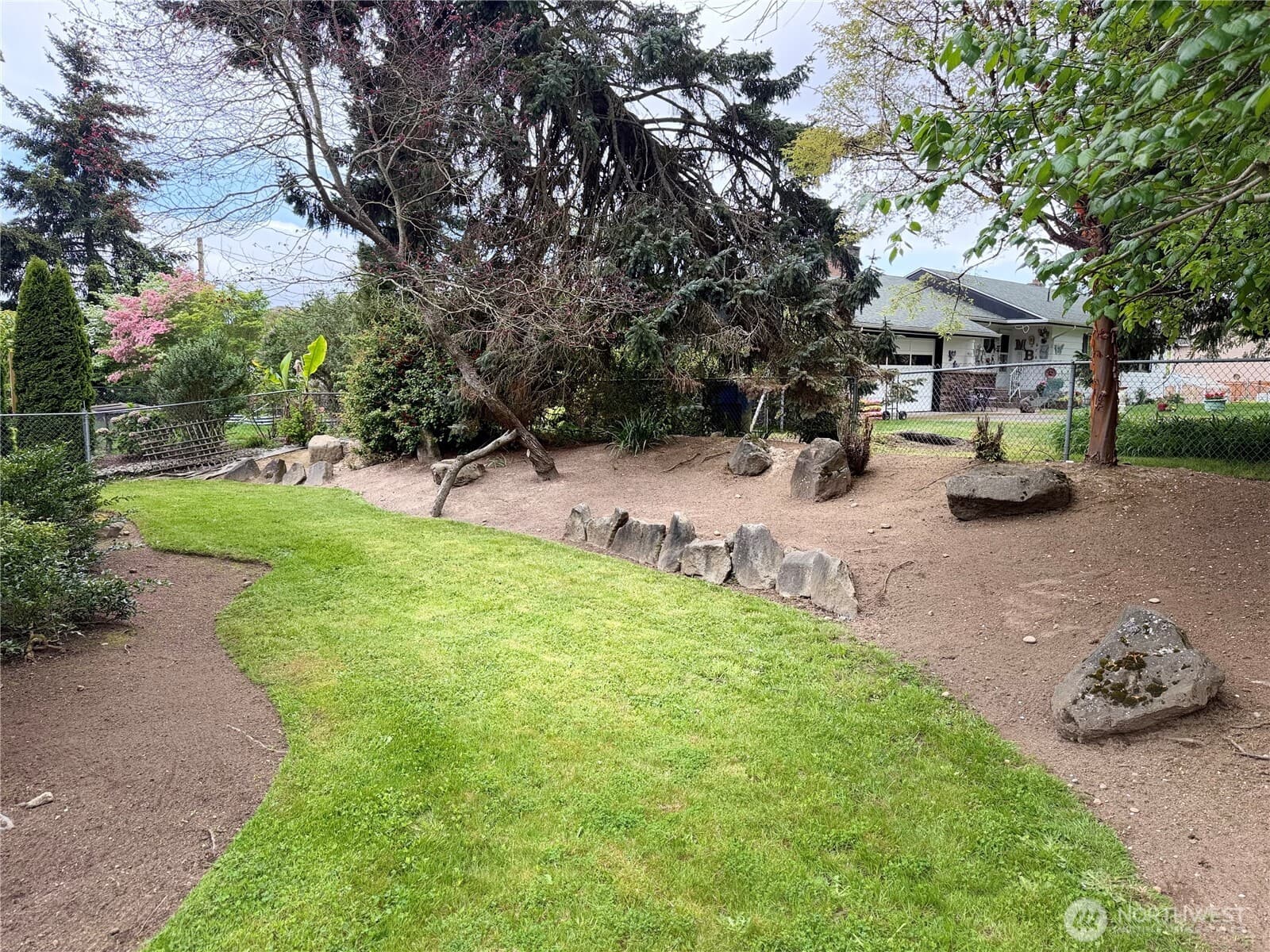 Property photo 25