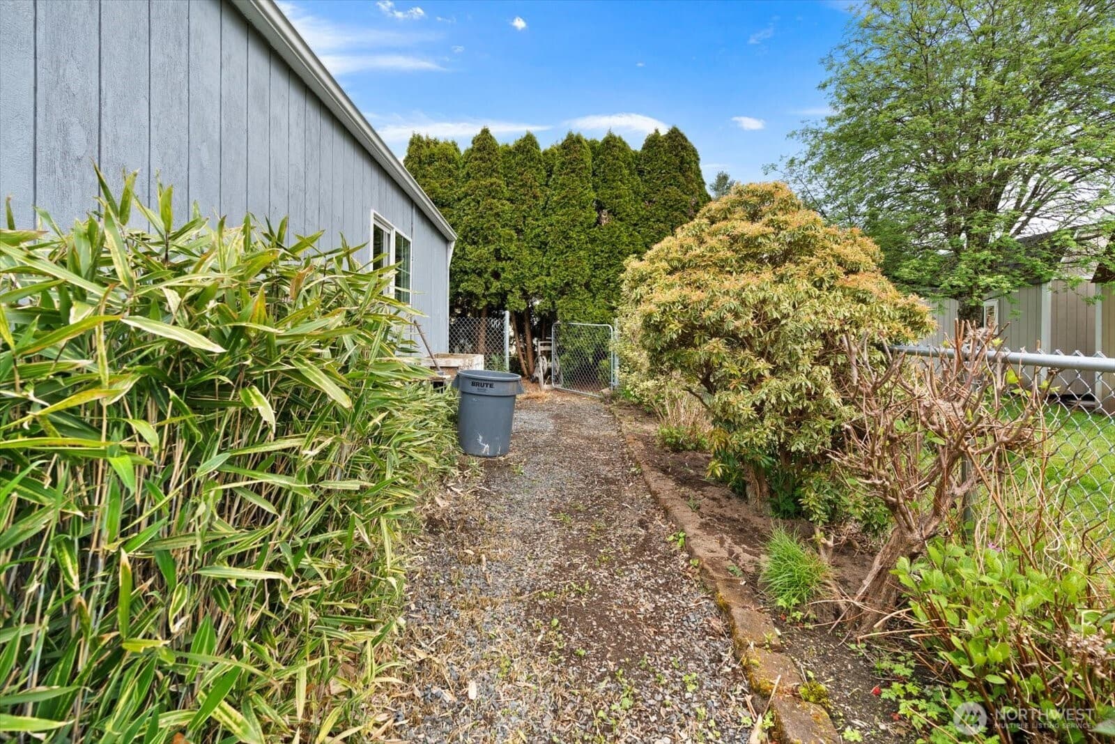 Property photo 35