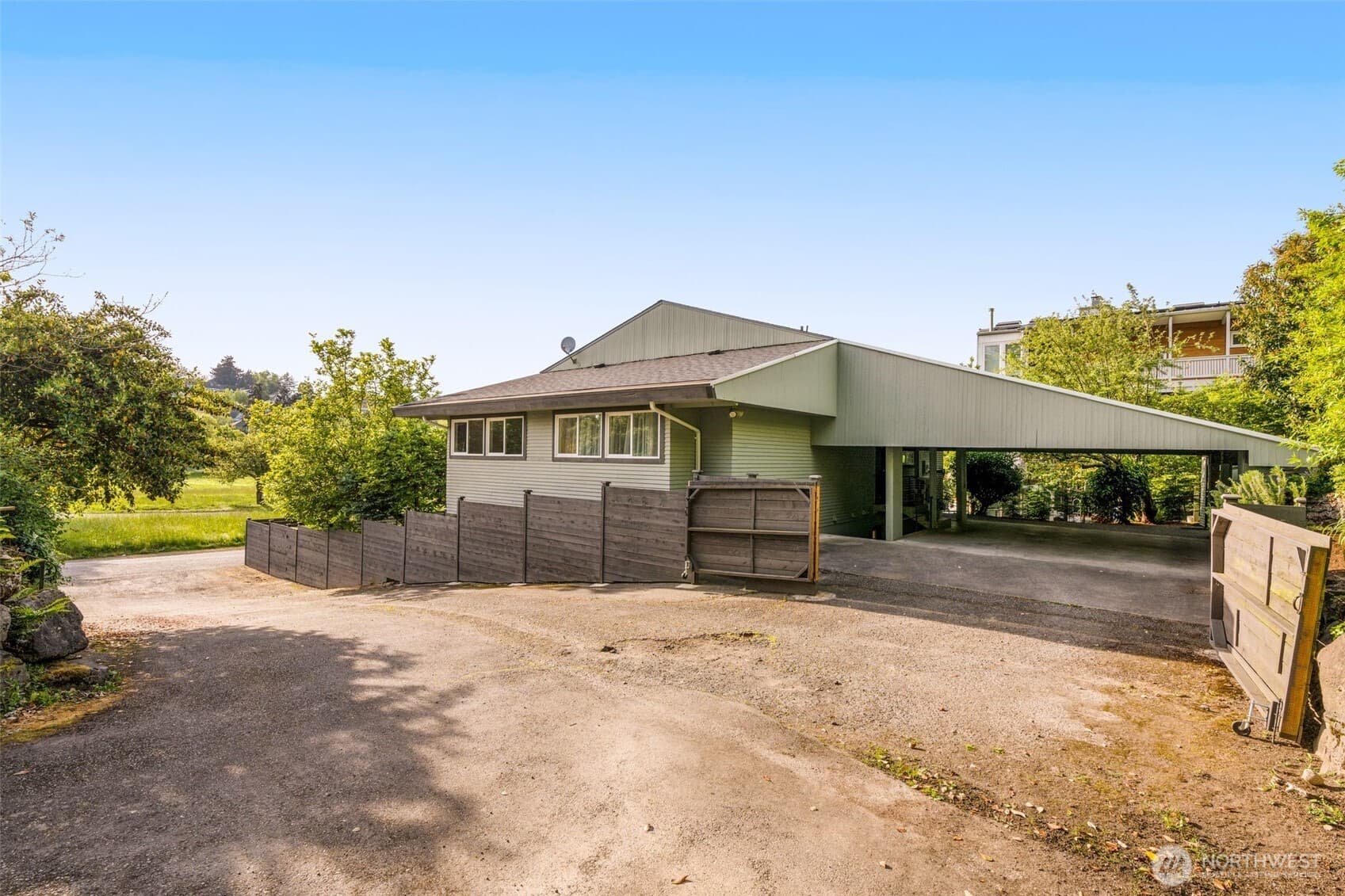 Property photo 36