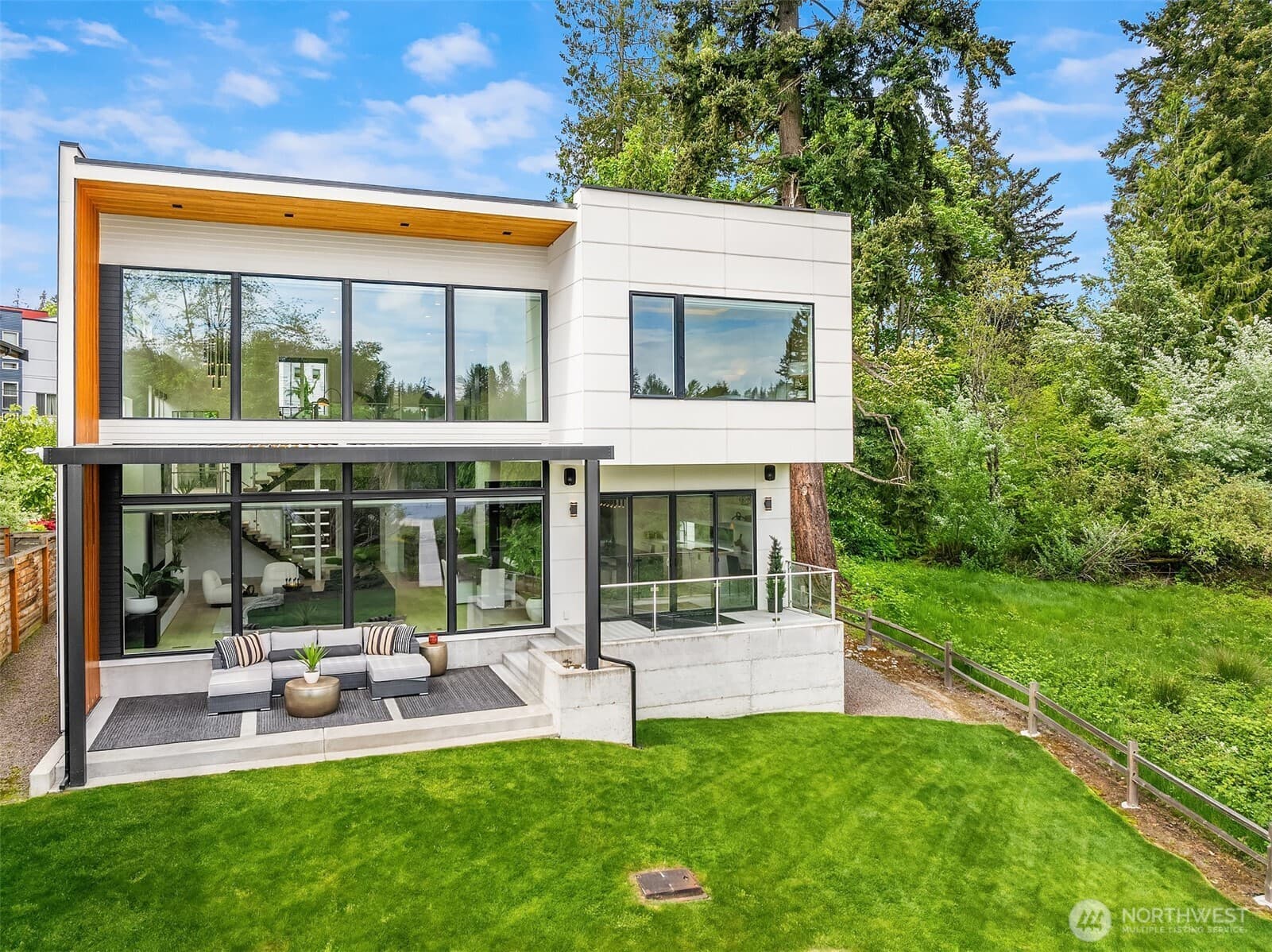 Property photo 32