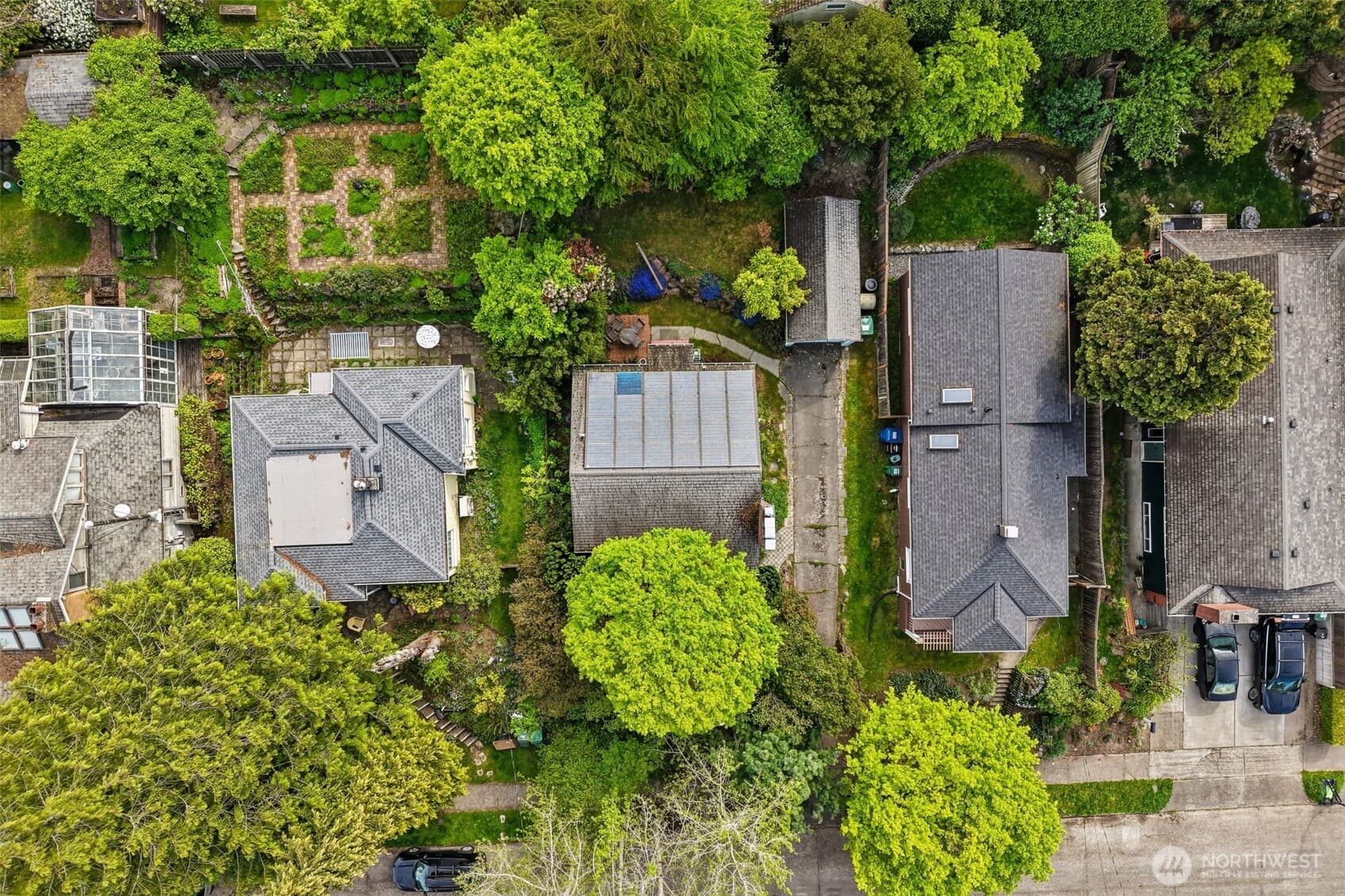 Property photo 35