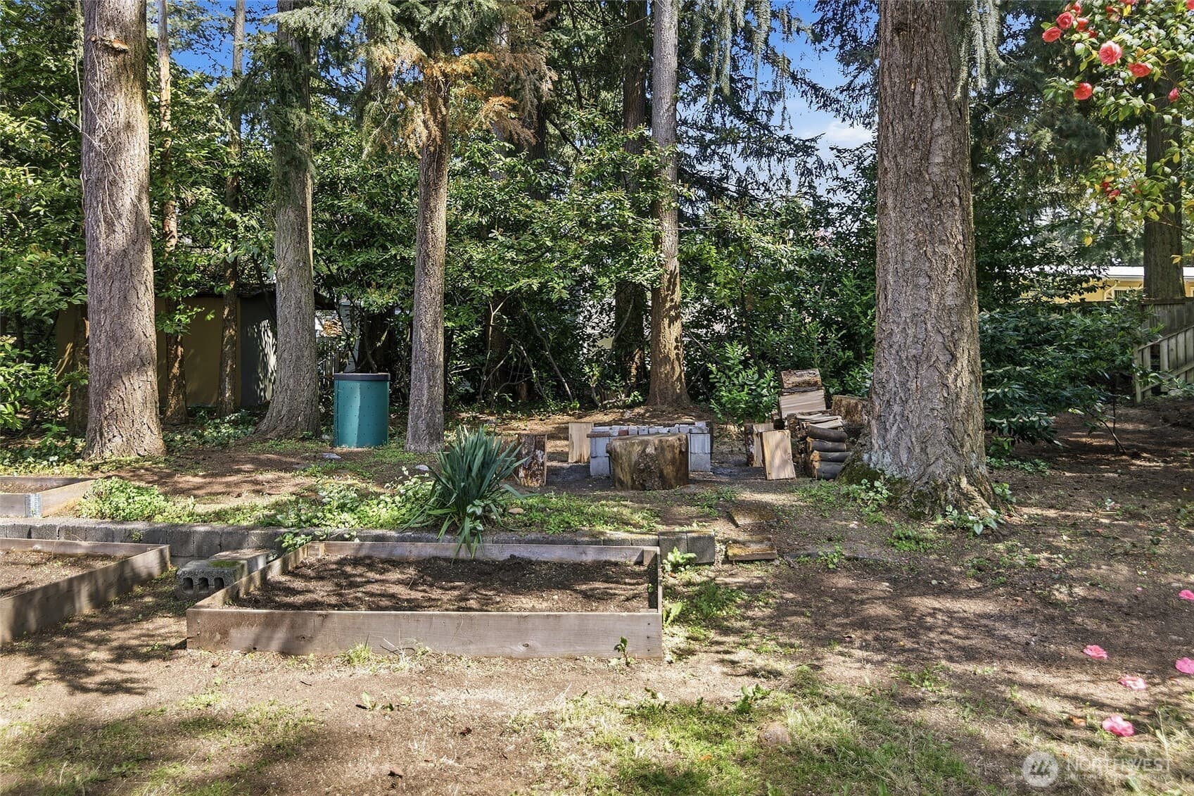 Property photo 33