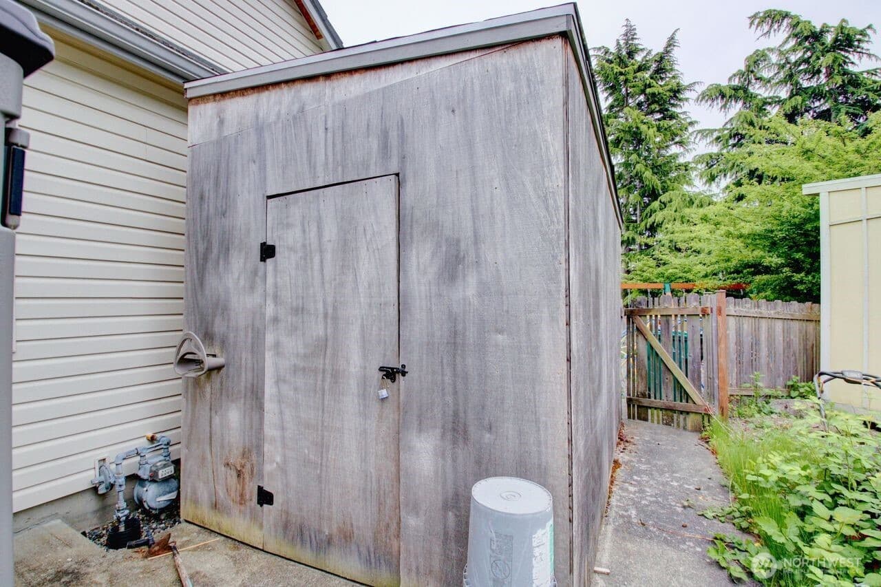 Property photo 35