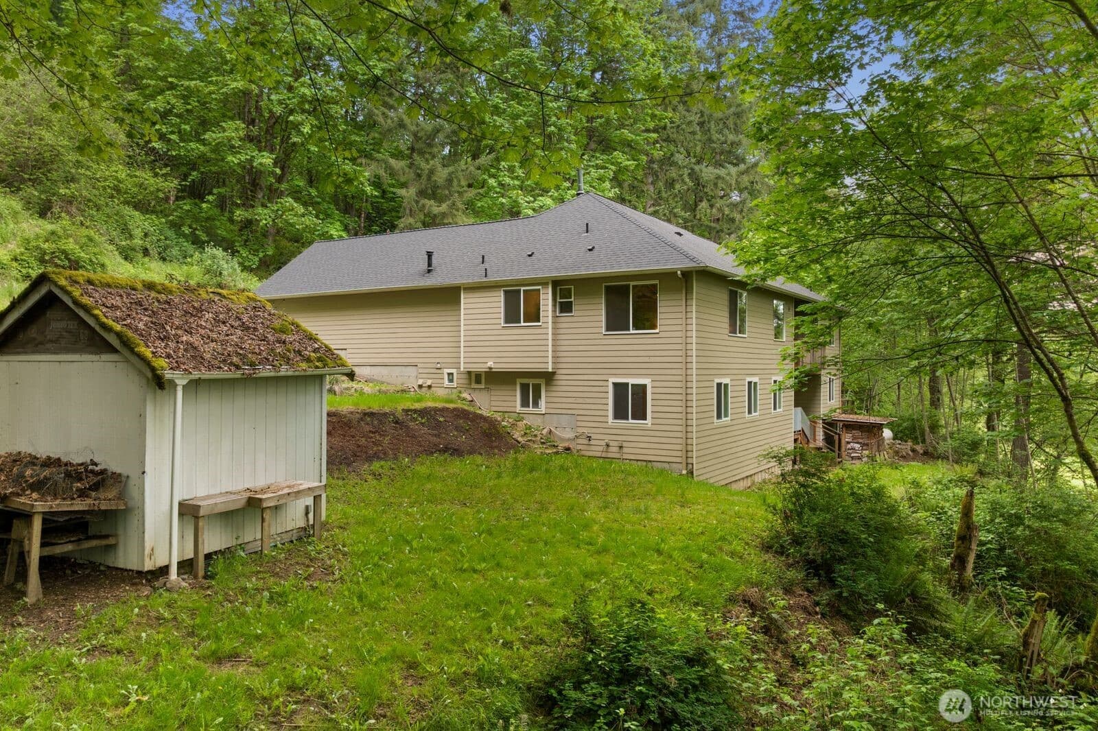 Property photo 32