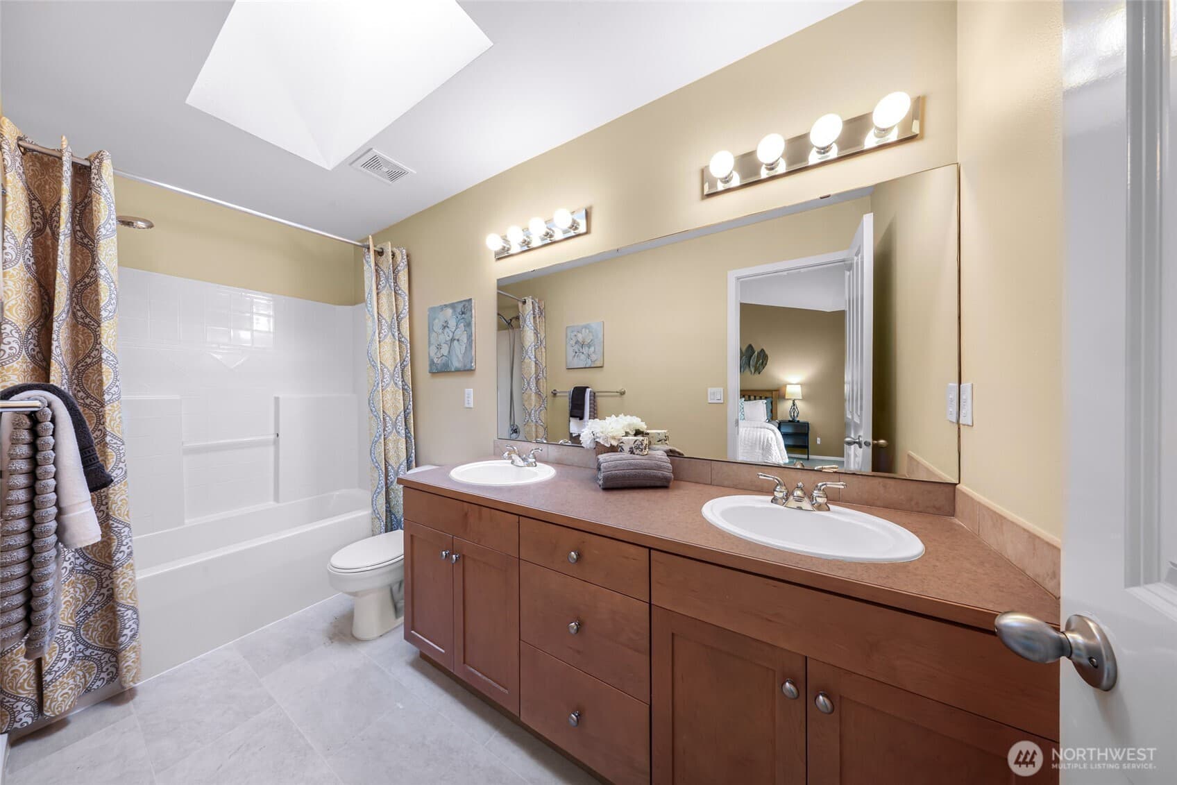 Property photo 28