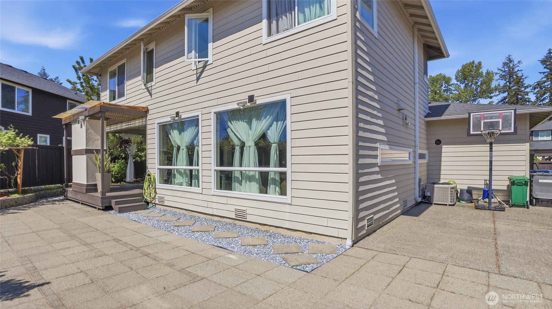 Property photo 33