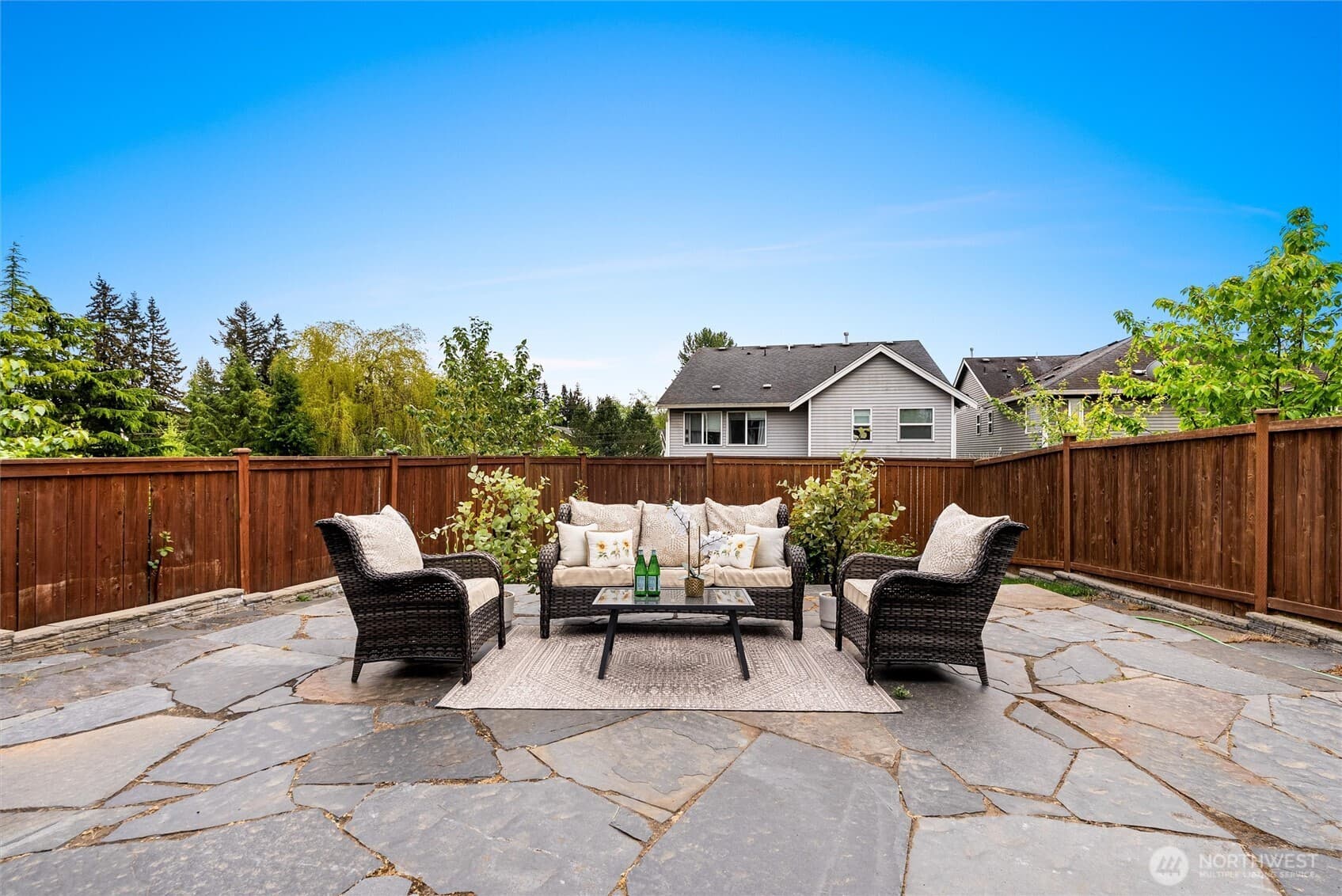 Property photo 33