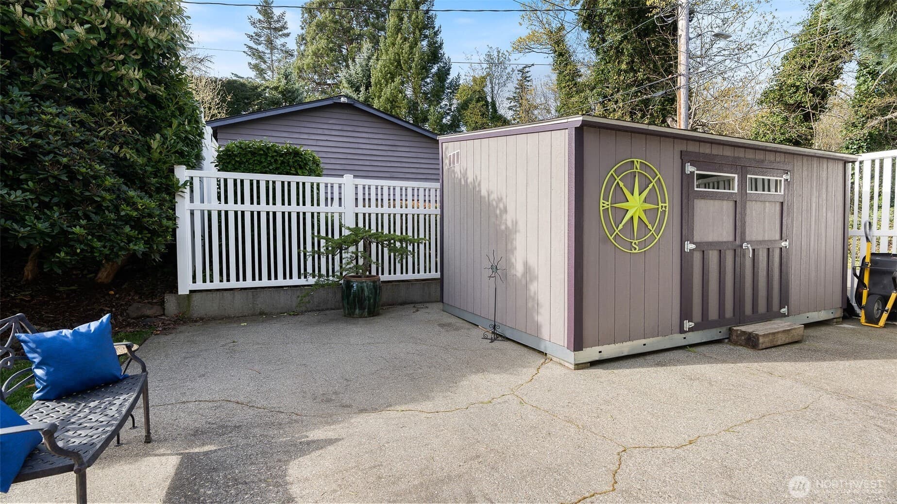 Property photo 35