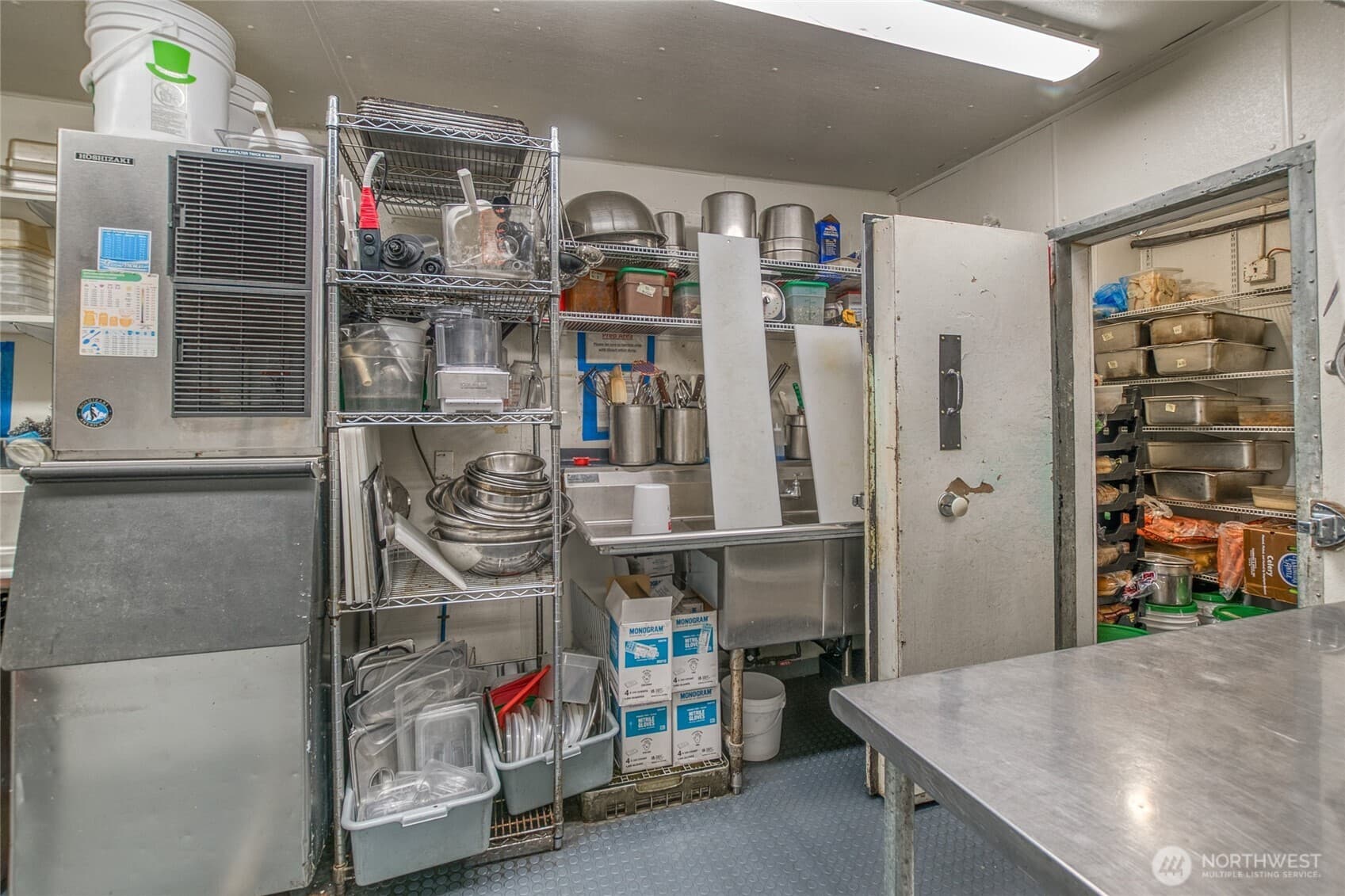 Property photo 31