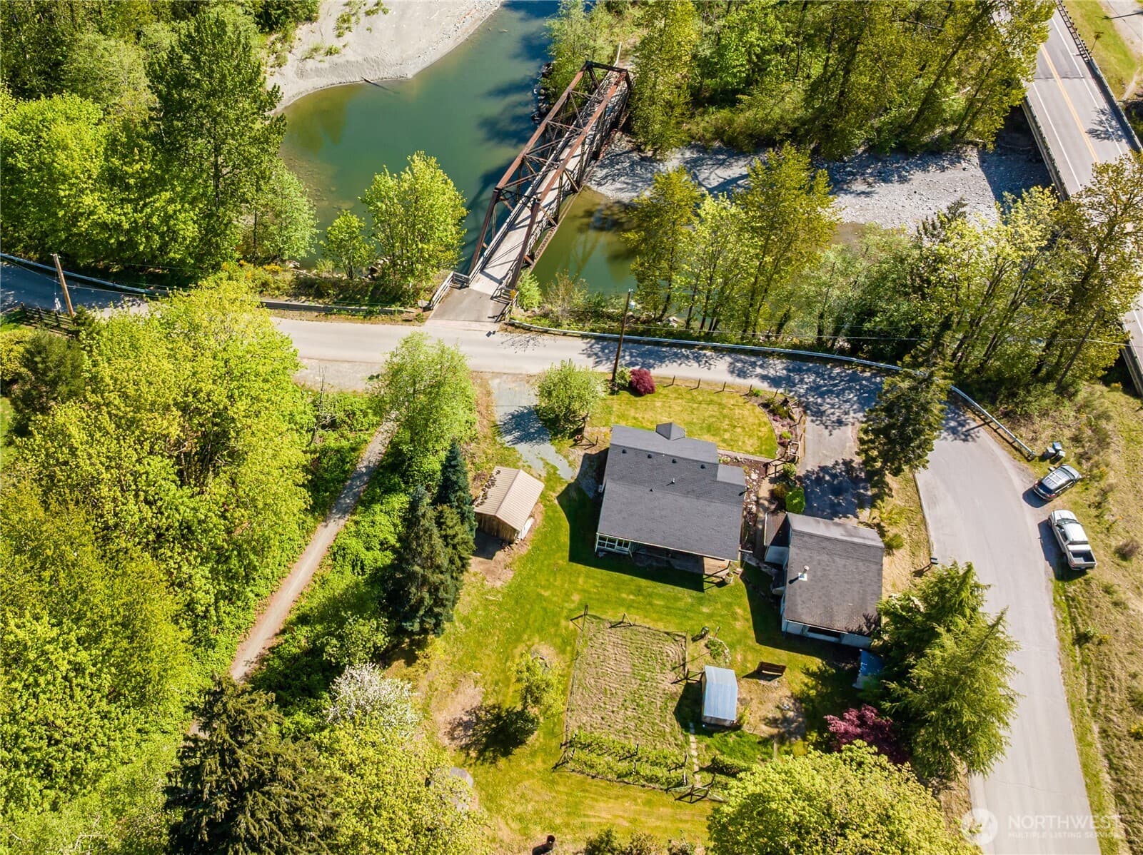 Property photo 37