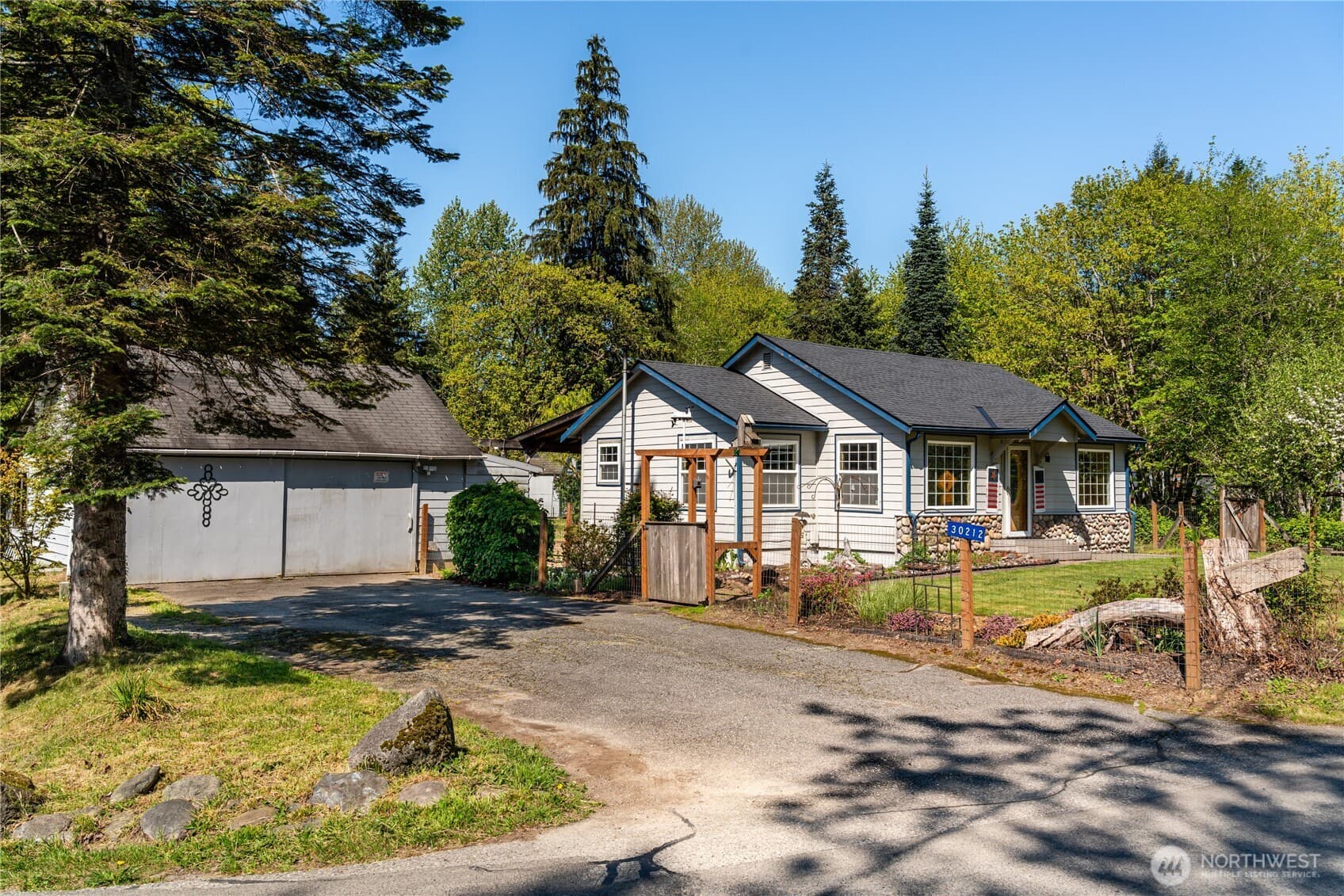 Property photo 33