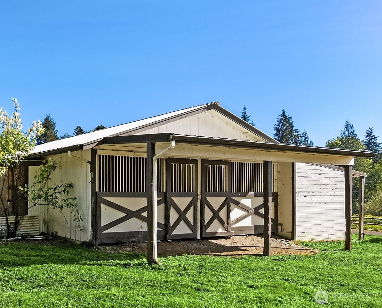 Property photo 32