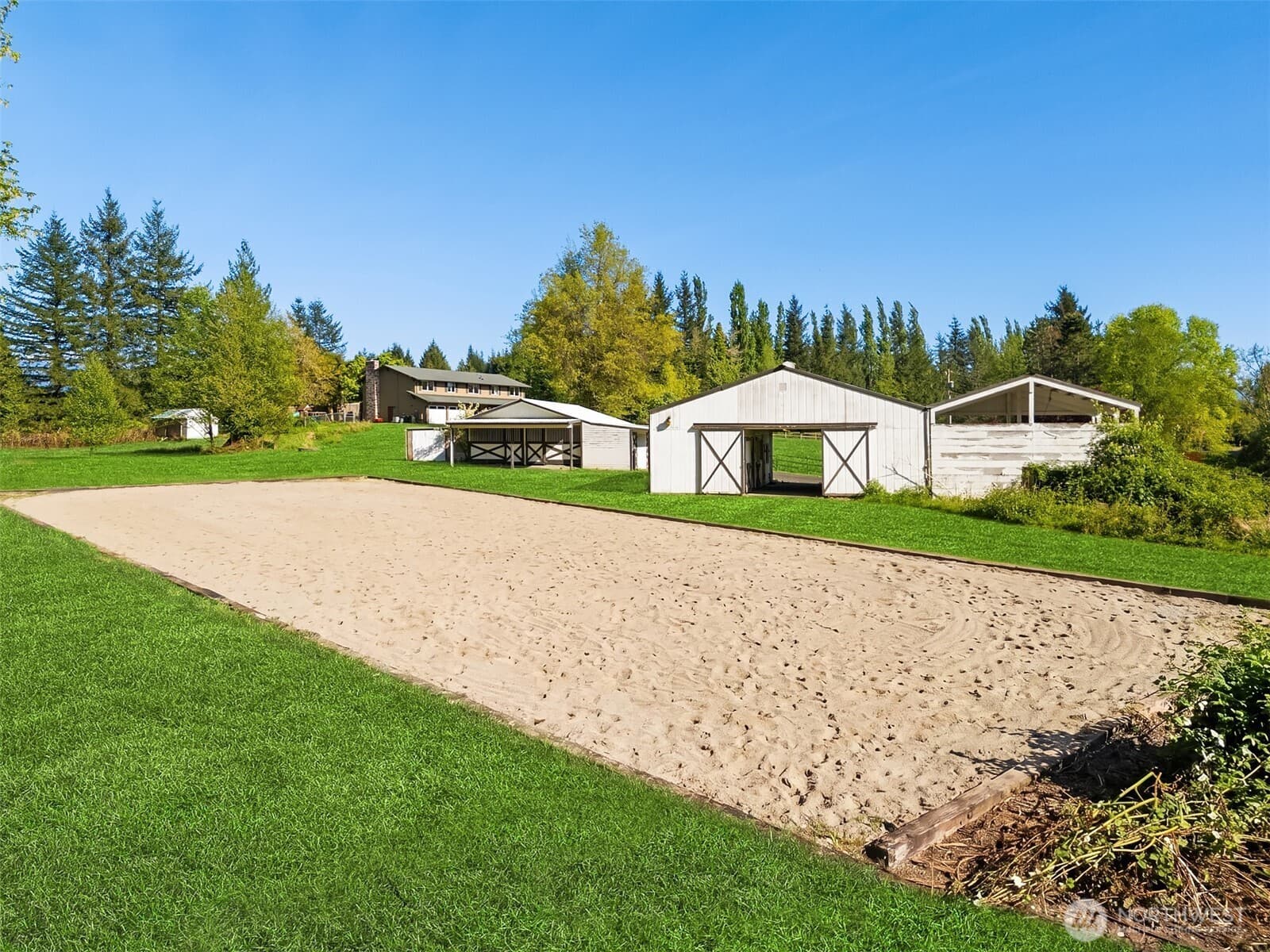 Property photo 35