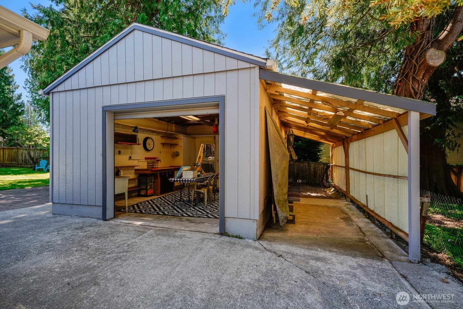 Property photo 33