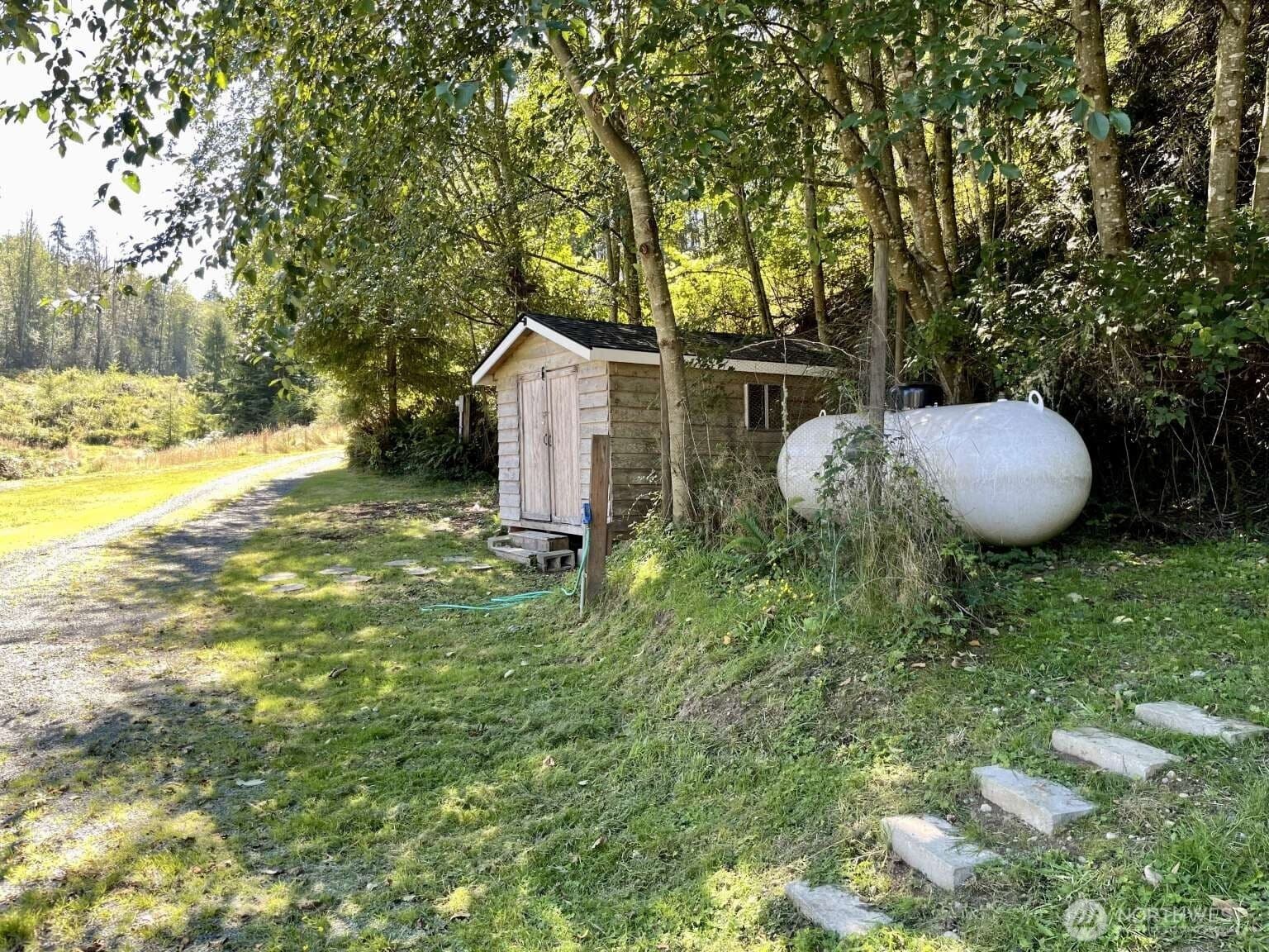 Property photo 28