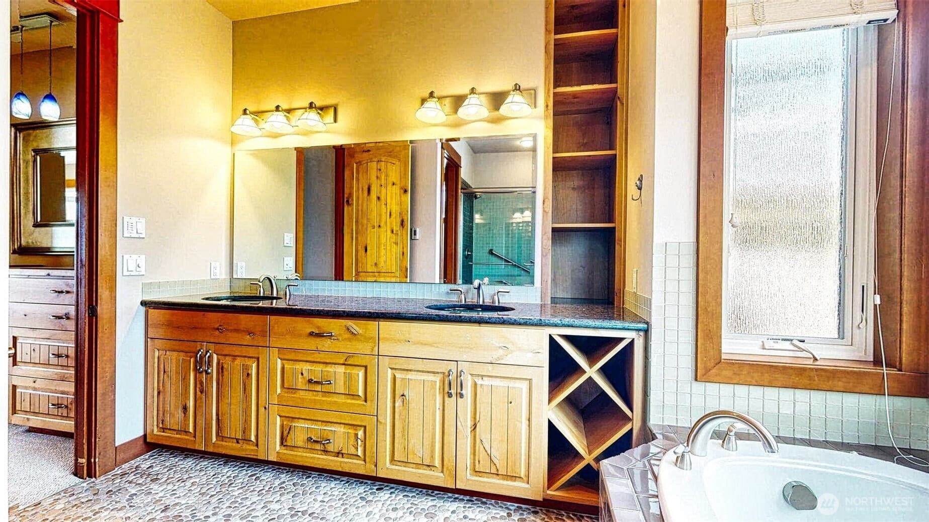 Property photo 30