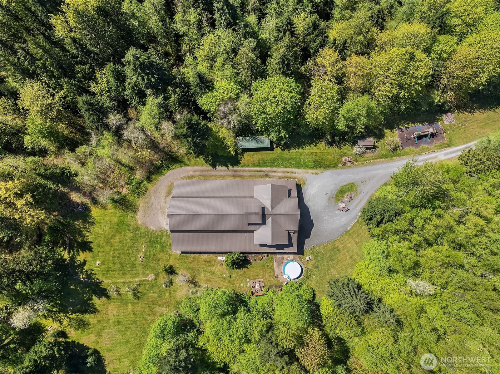 Property photo 33