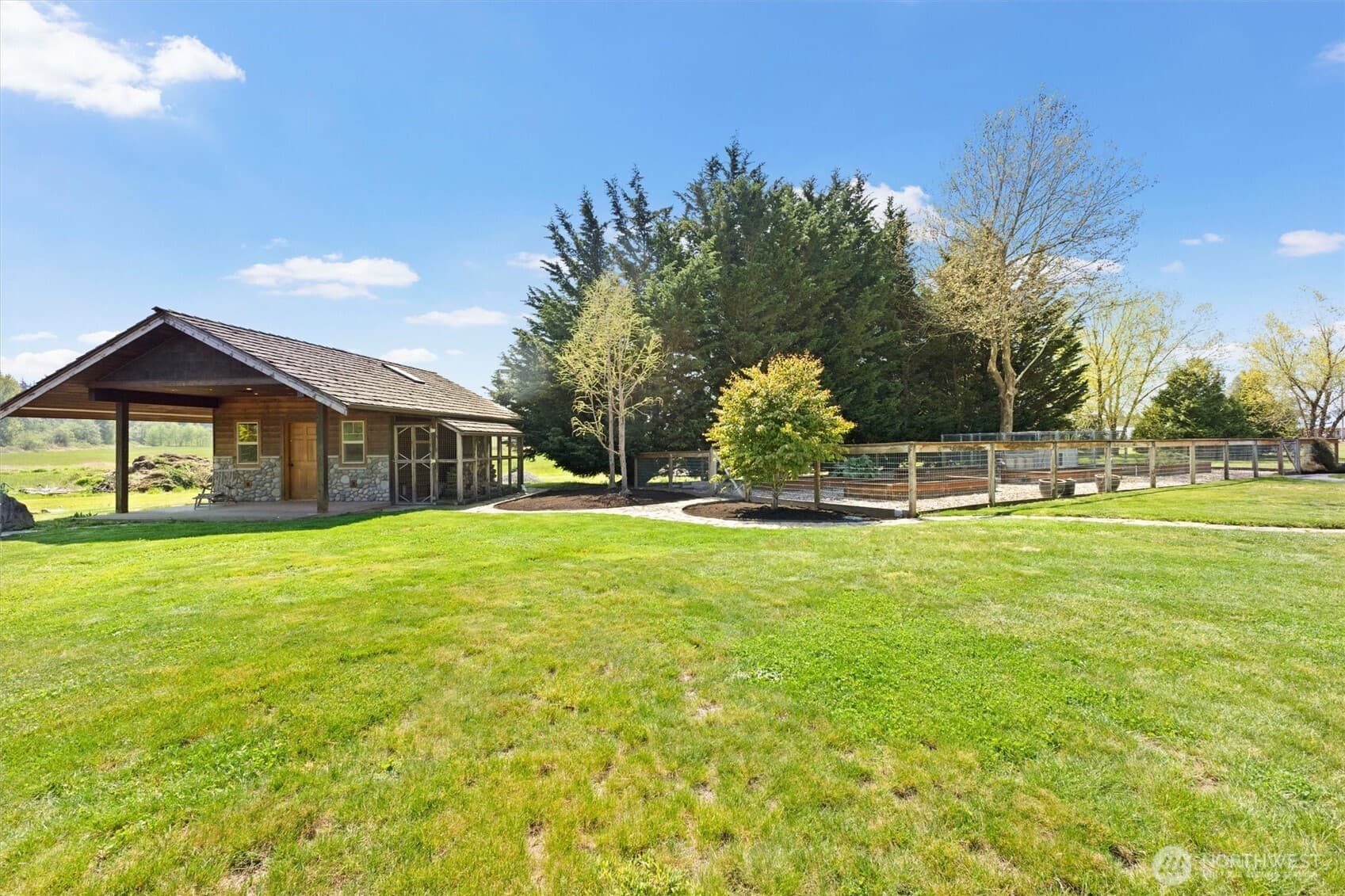 Property photo 36