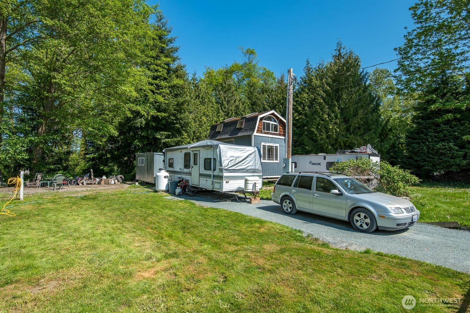 Property photo 35