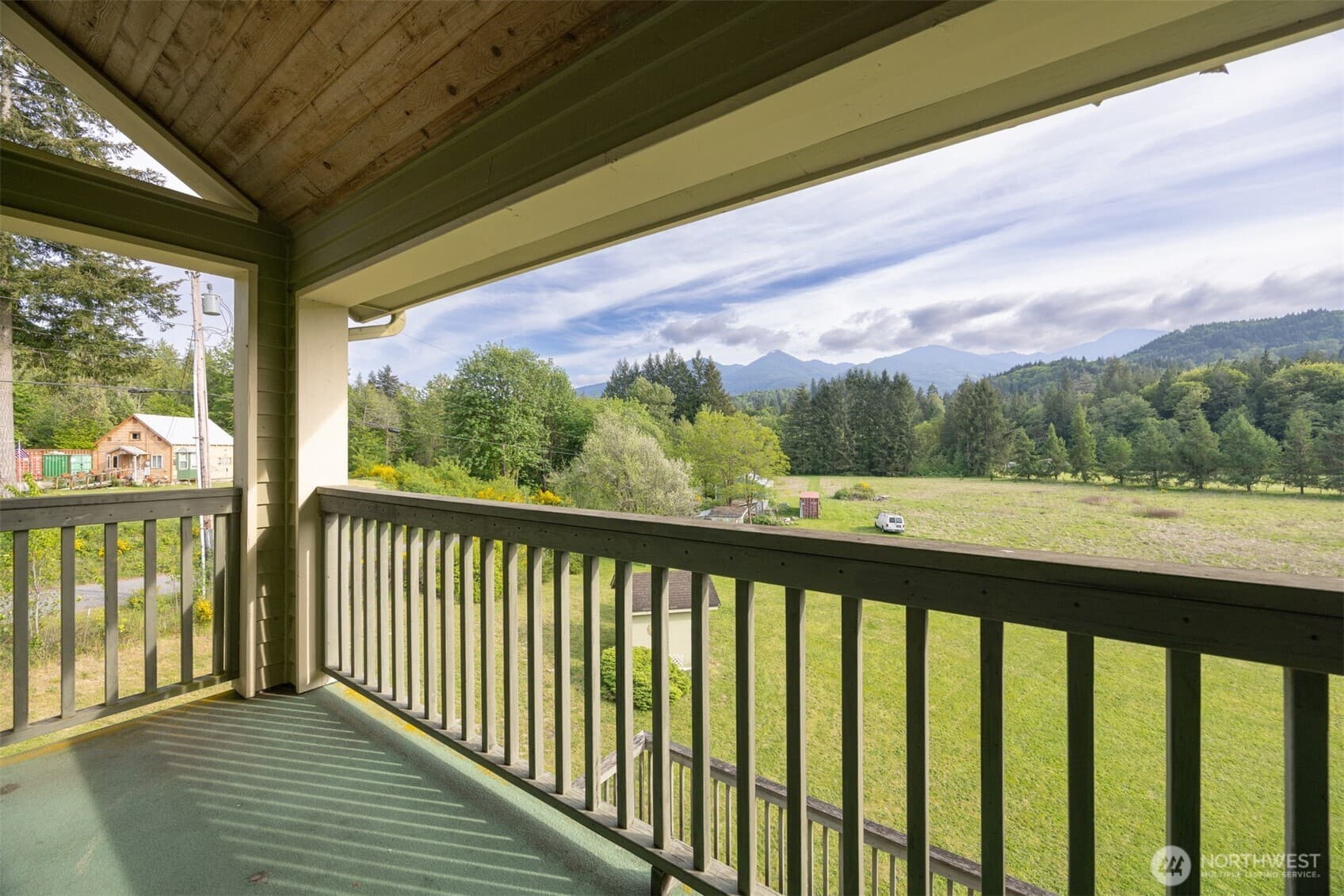 Property photo 33