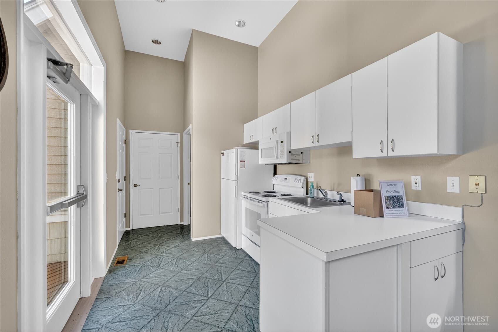 Property photo 30