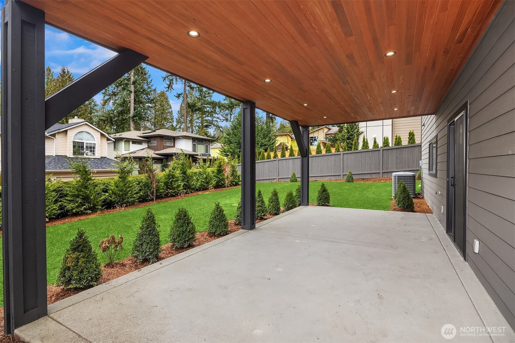 Property photo 35
