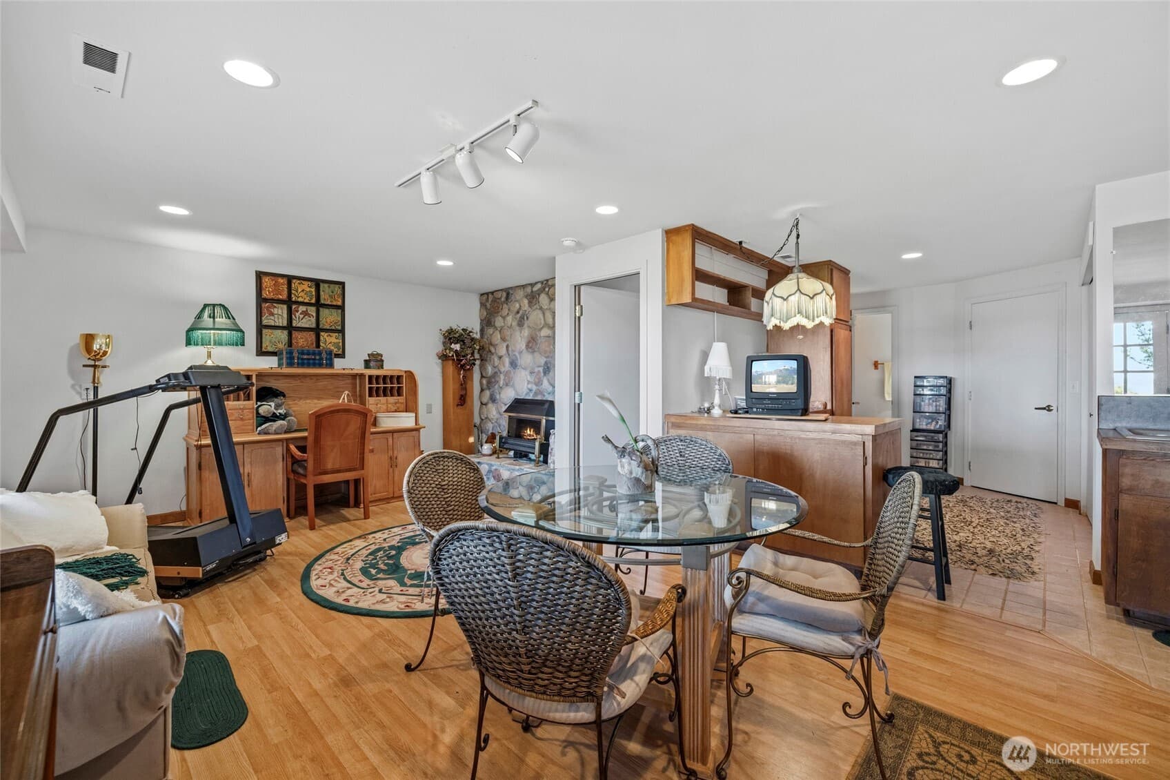 Property photo 35