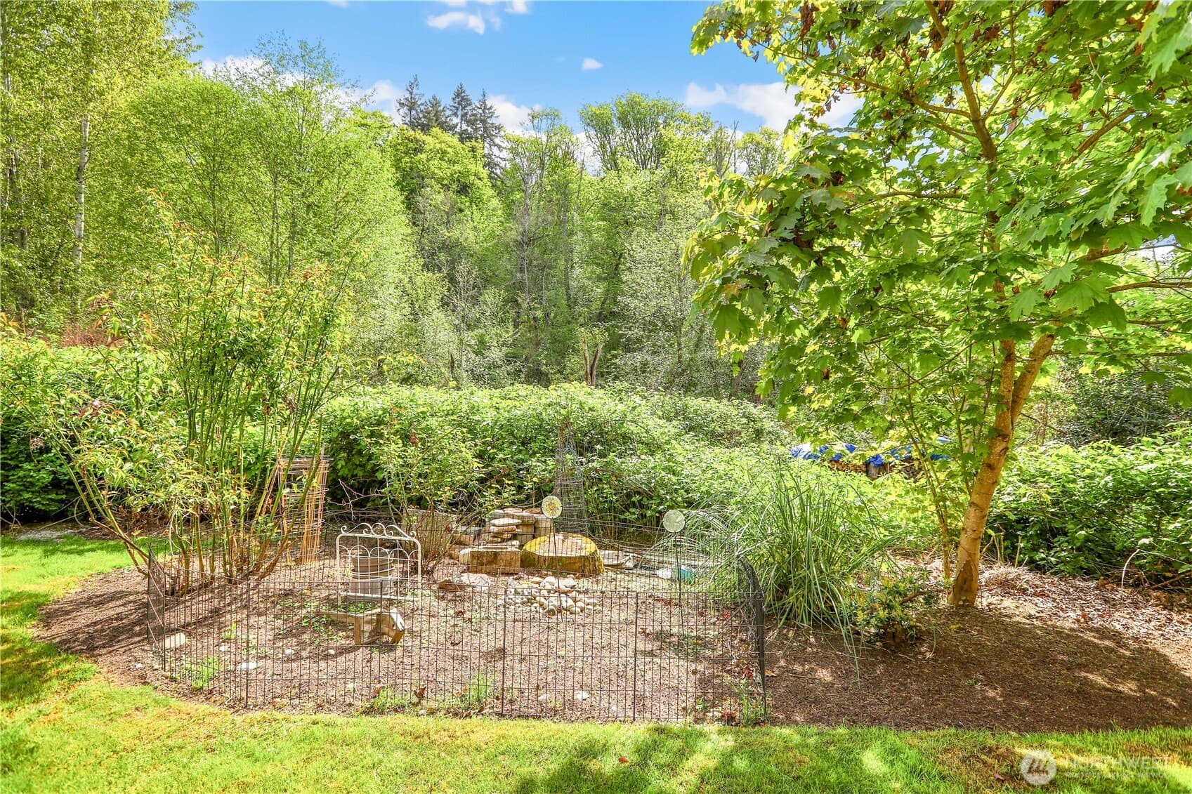 Property photo 35