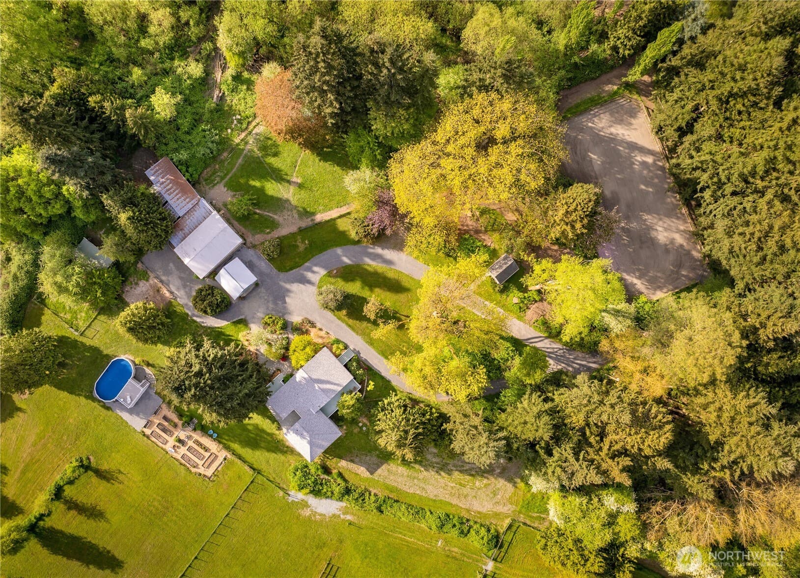 Property photo 40