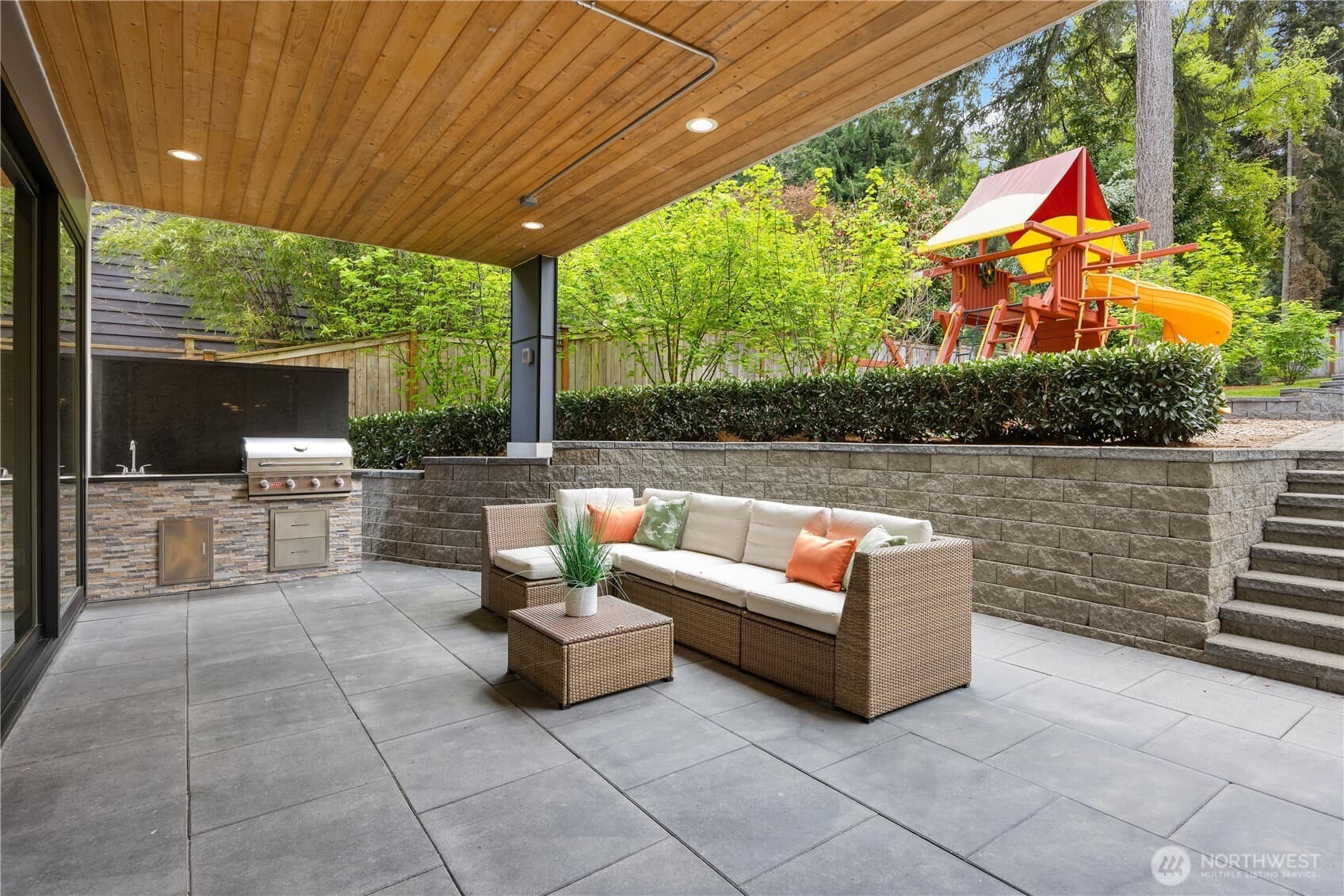 Property photo 35