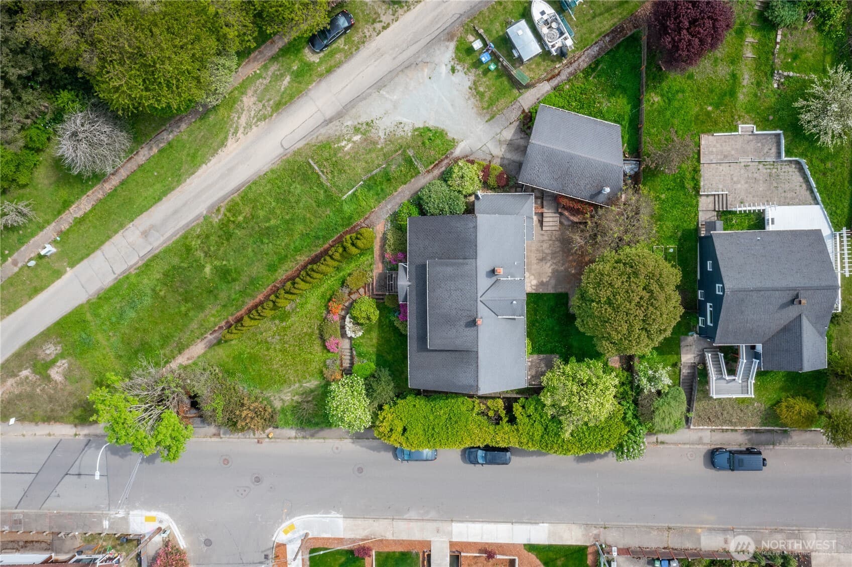 Property photo 35