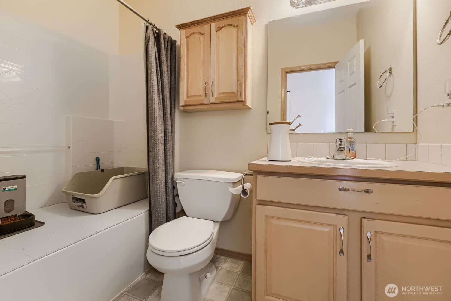 Property photo 24