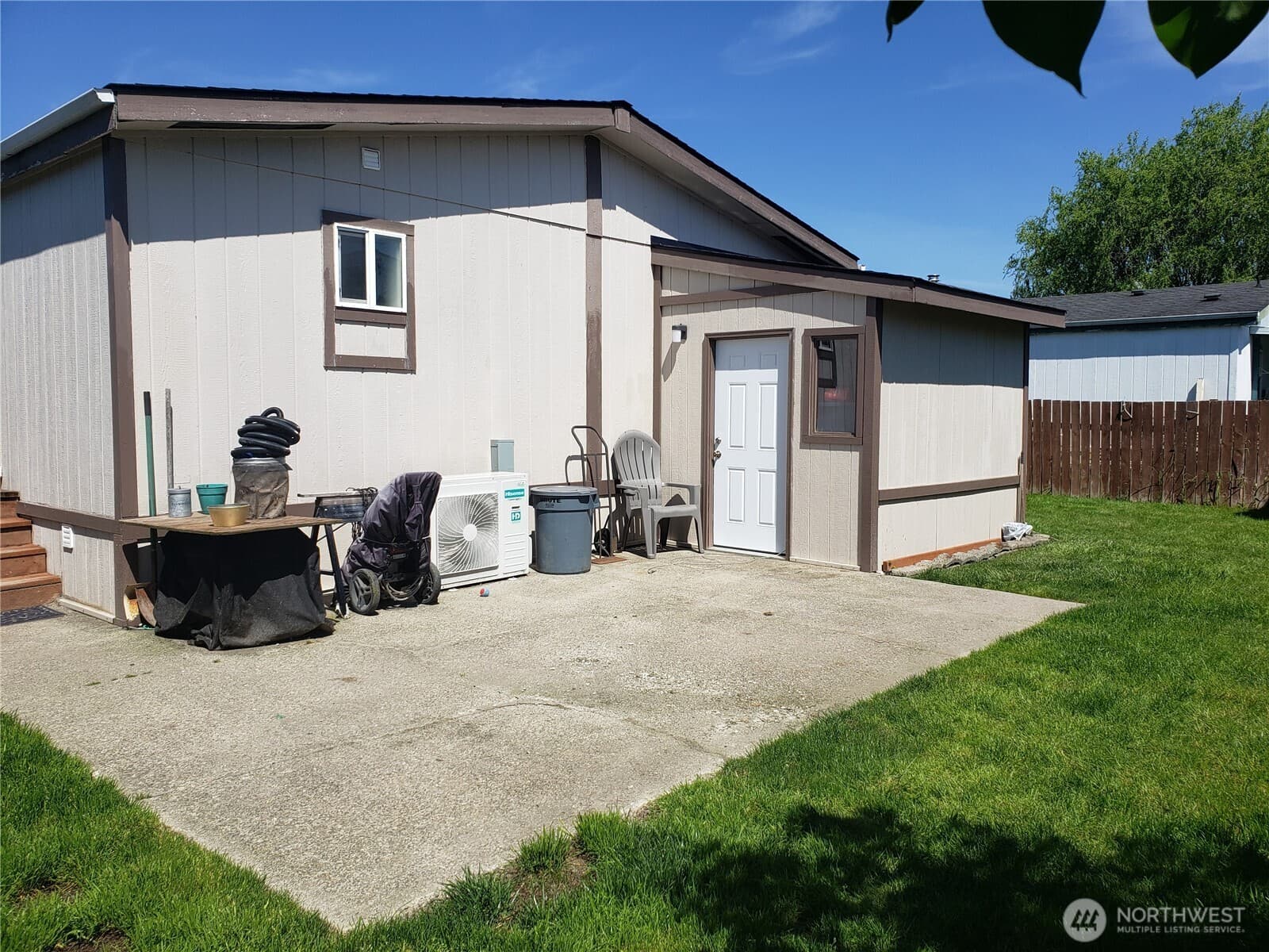Property photo 32
