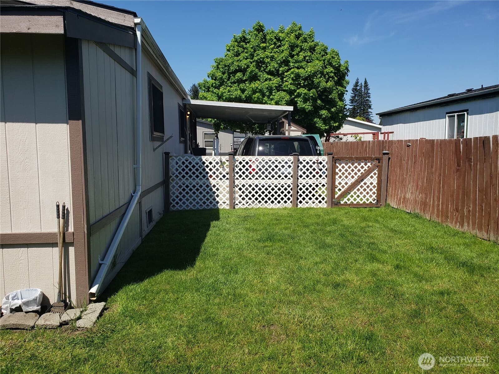Property photo 36