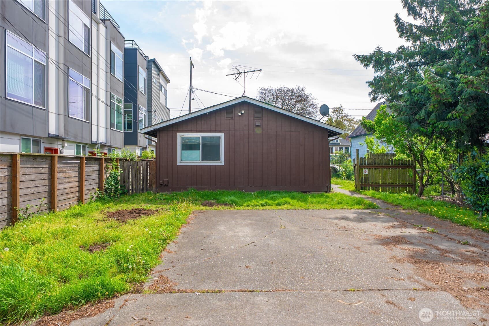 Property photo 36