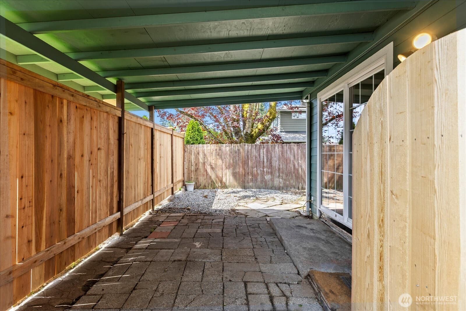 Property photo 28