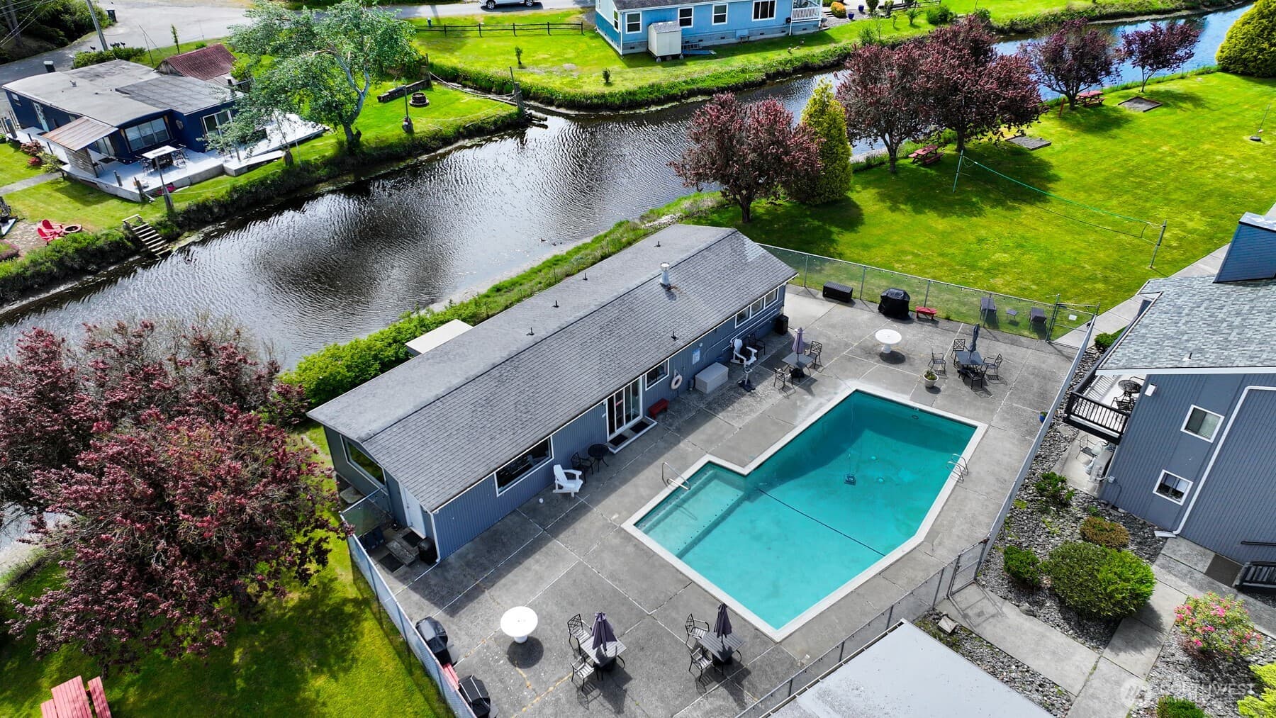 Property photo 32