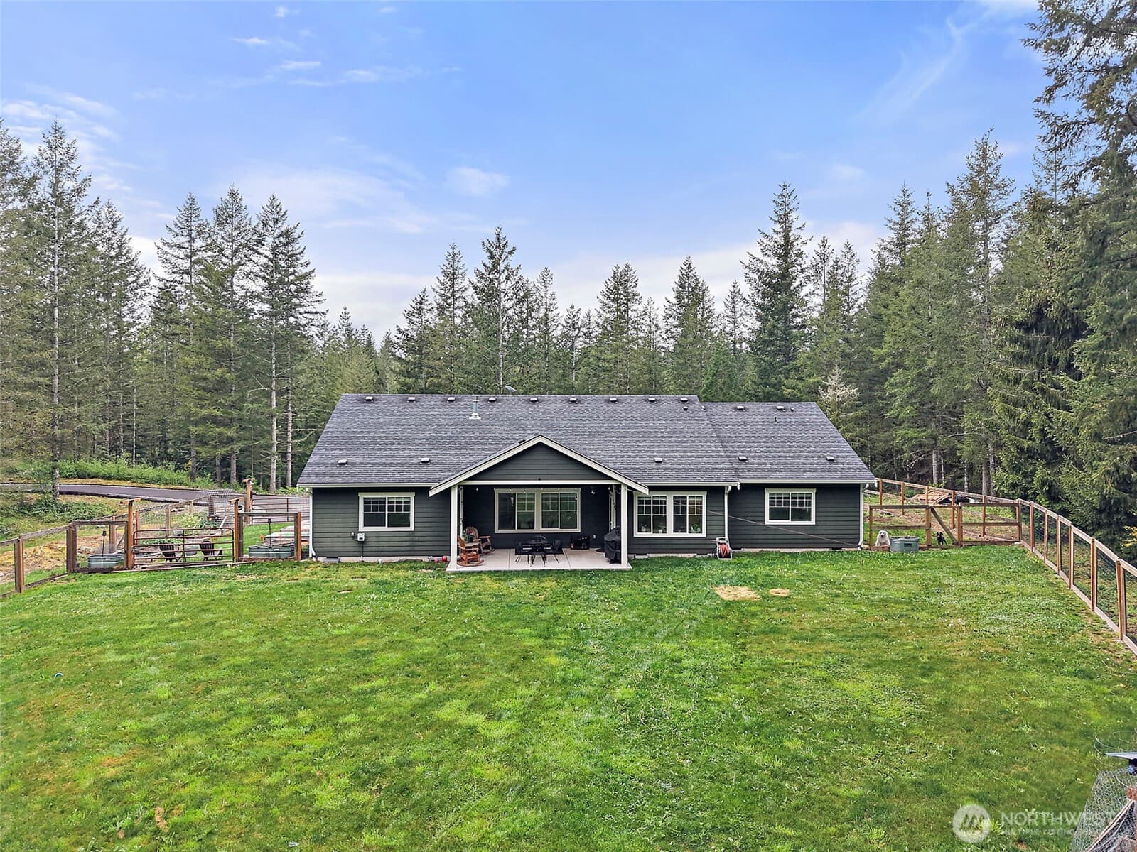 Property photo 33